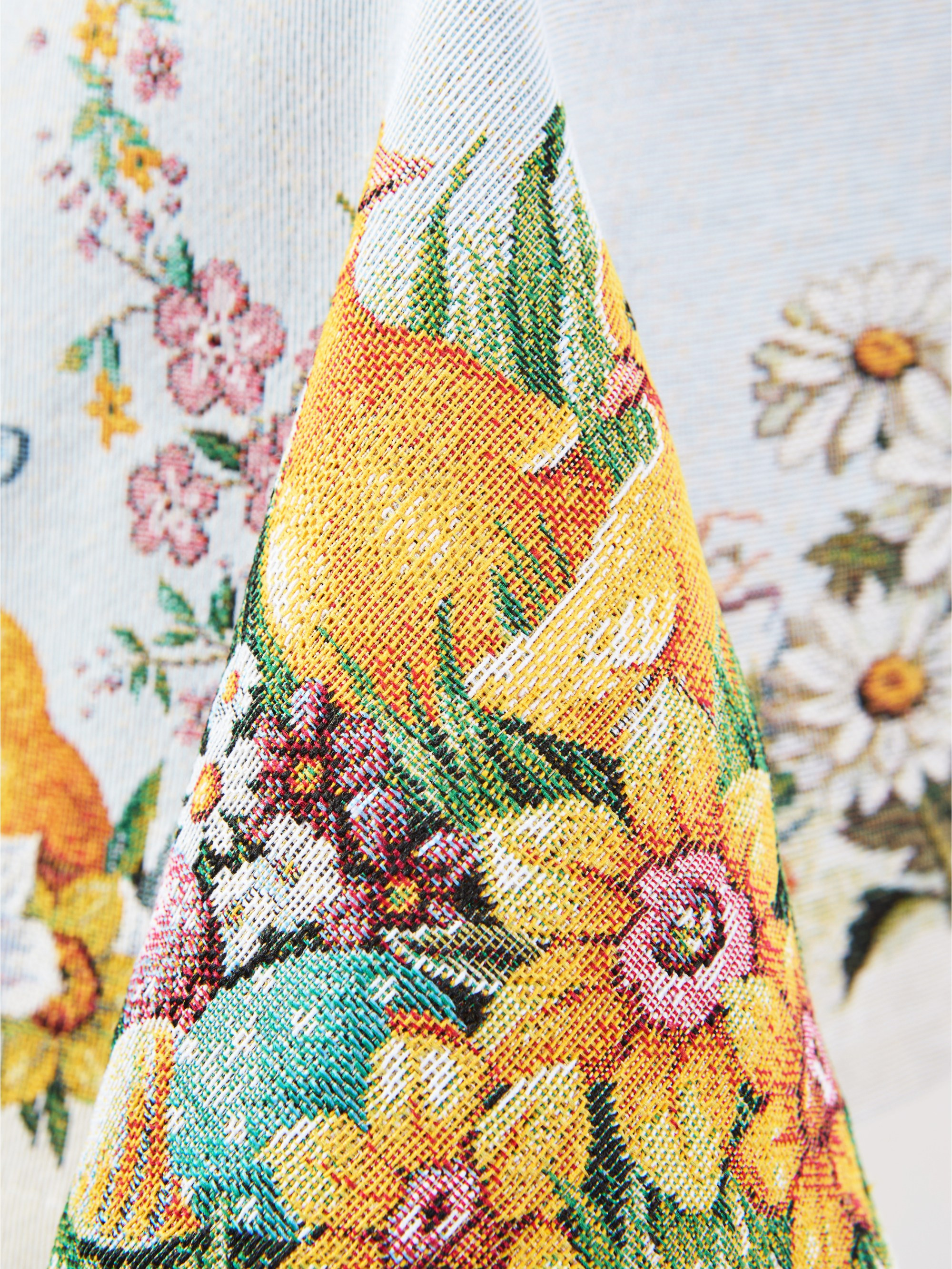 Текстиль. Сайт о предметной, имиджевой и портретной фотографии, фотограф Фил Киреев