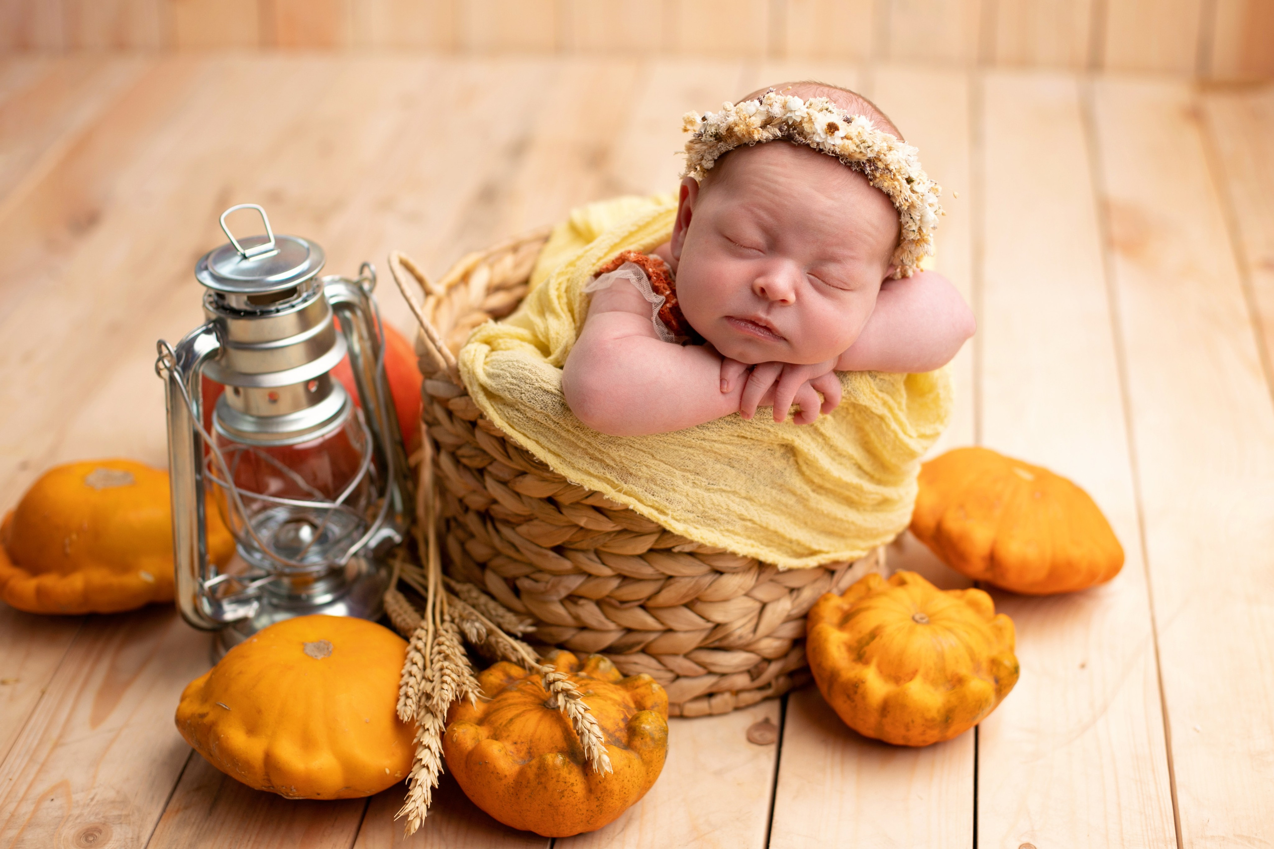 Аня. Фотограф новорожденных в г. Россошь Виктория Нечепуренко