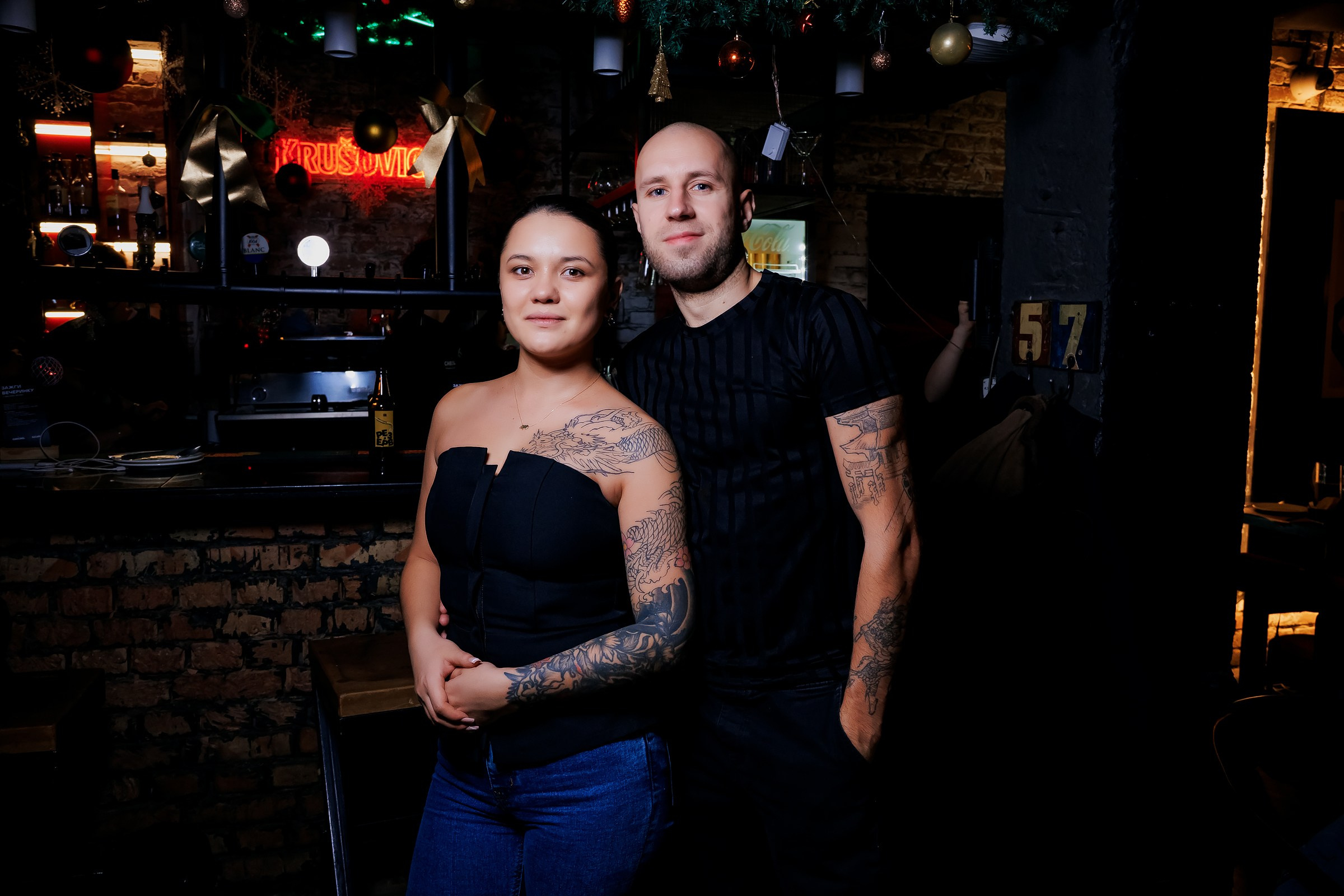 Chechil Pub в ТД Дана-Chechil Розыбакиева. Репортажный фотограф в Алматы Каюпов Сержан