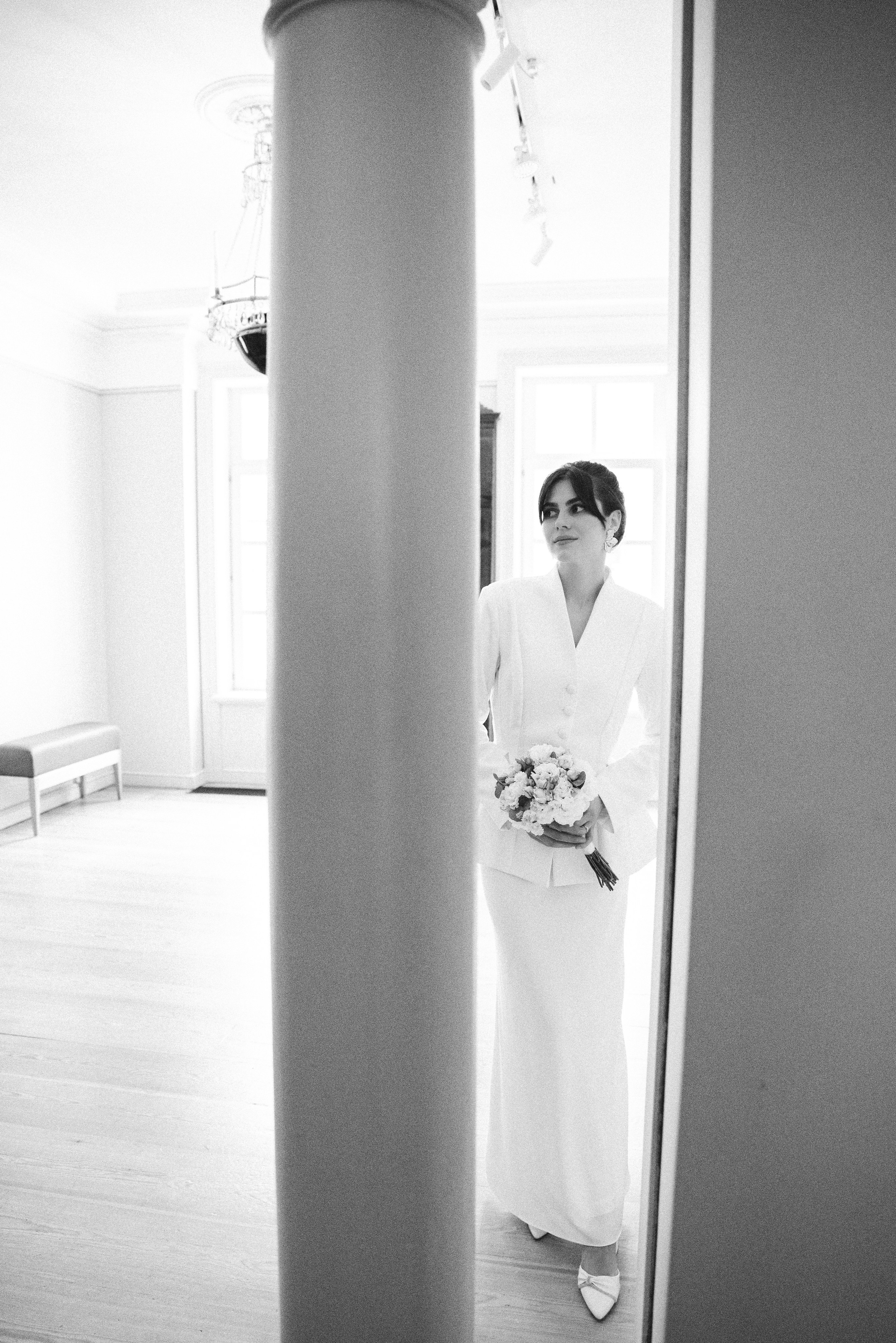 Евгений & Анастасия (отель/роспись). Свадебный, семейный, женский фотограф в Москве, Мытищах, Королёве Ксения Узилле