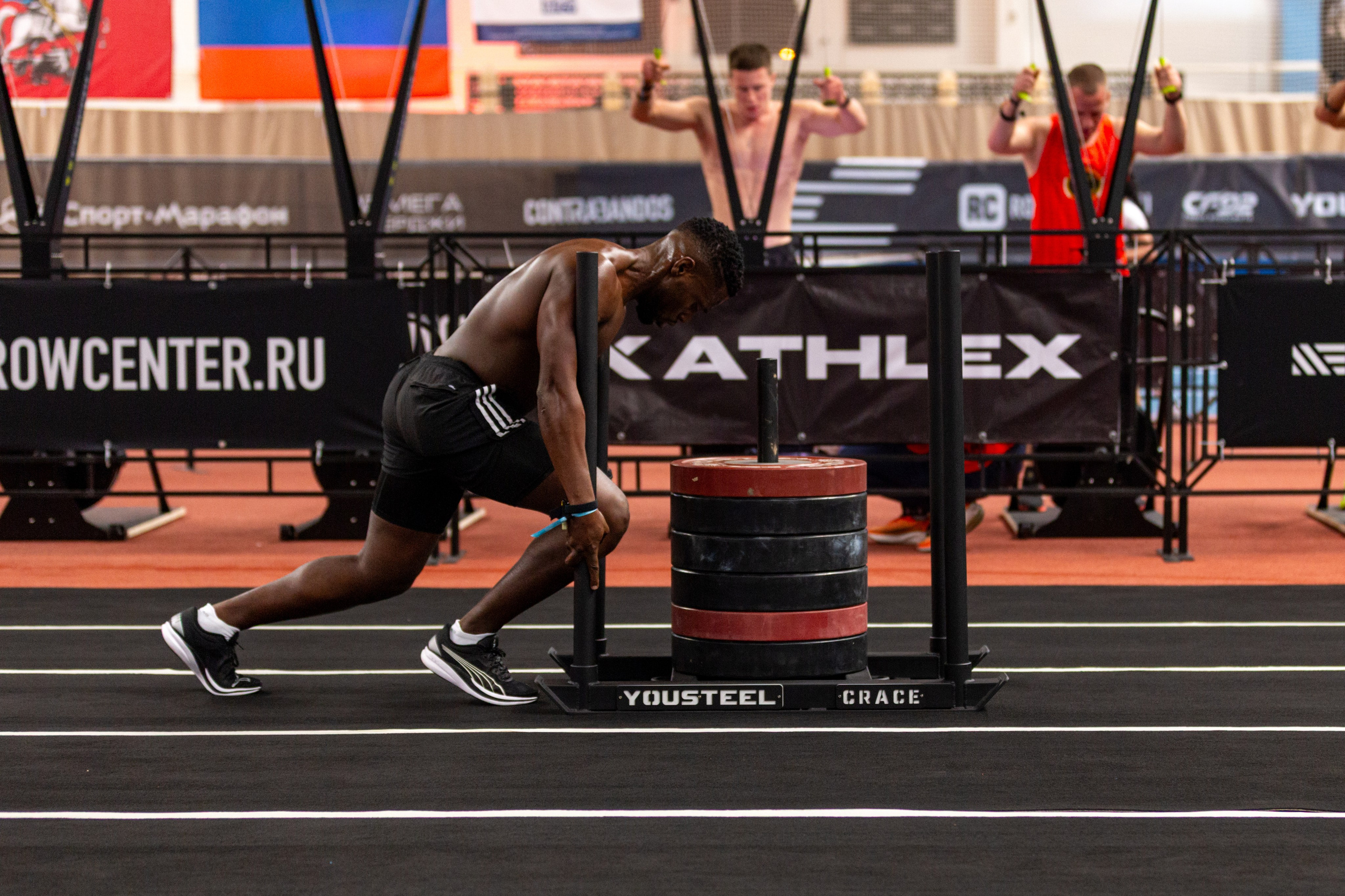 Спортивная фотосессия фитнесс тренера. Фотограф Анастасия Мухитдинова
