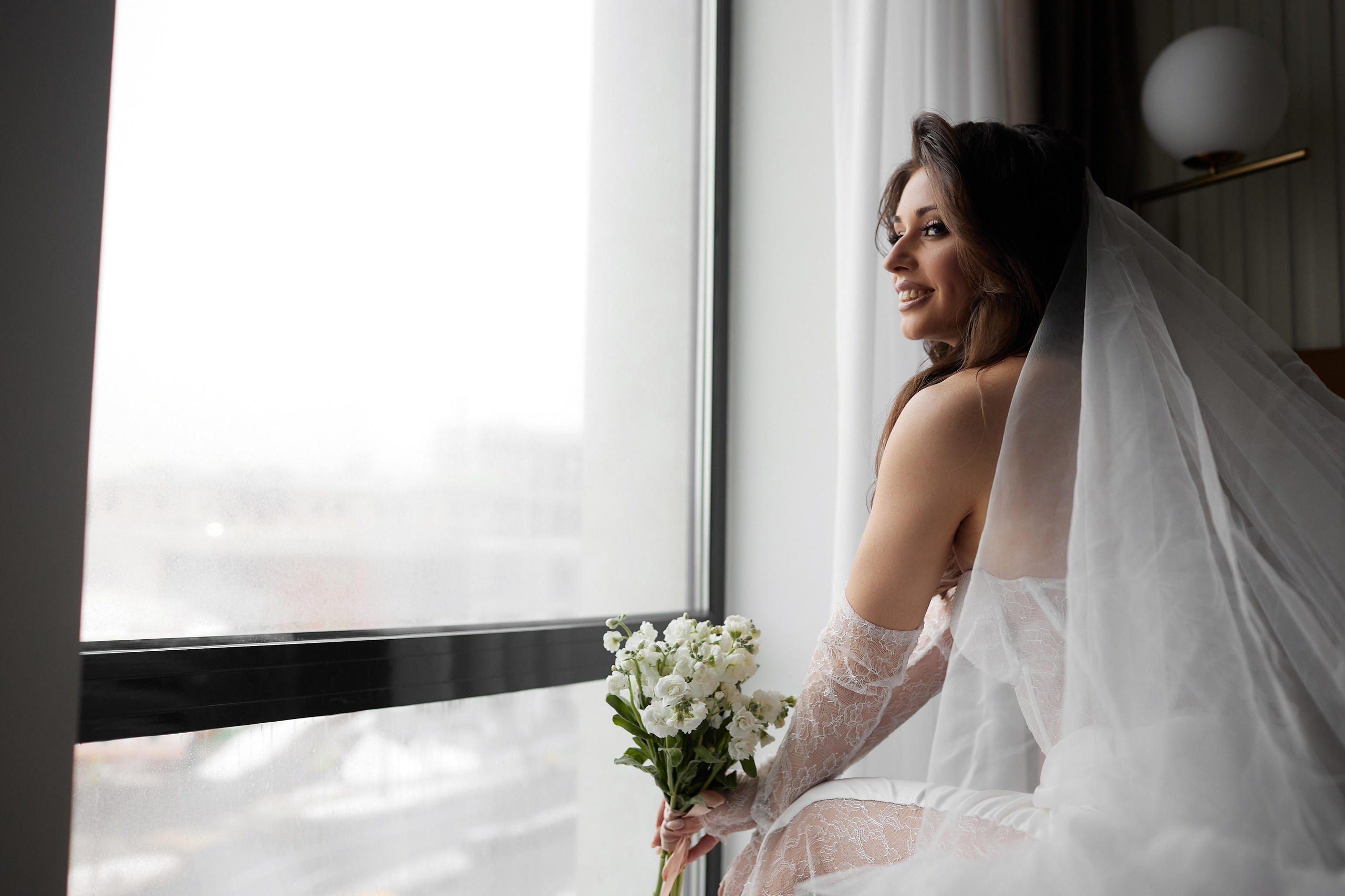 Кристина и Олег в отеле. Свадебный фотограф Москва Калуга