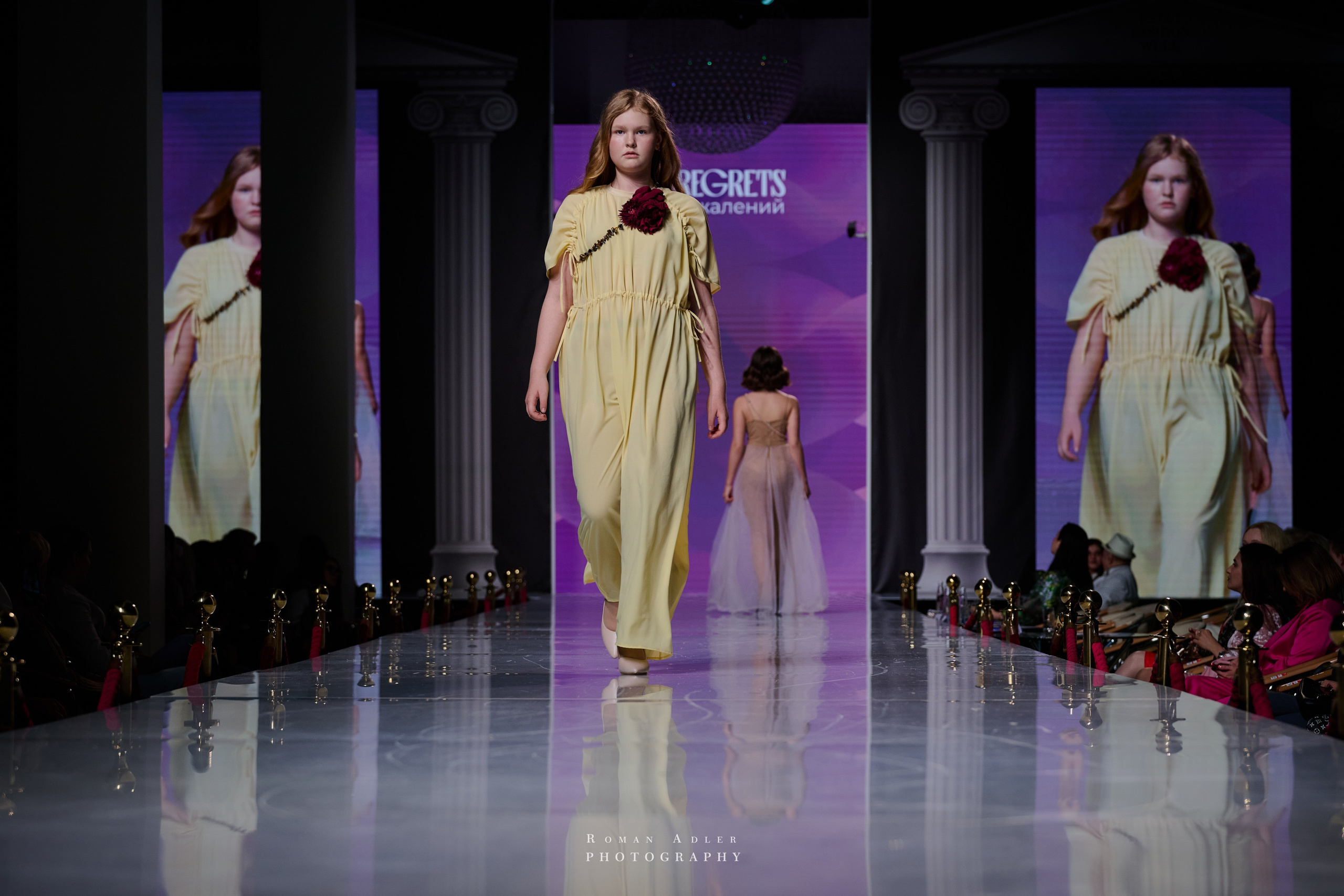 ESTET FASHION WEEK ВЕСНА — 2025. Фотограф Роман Адлер