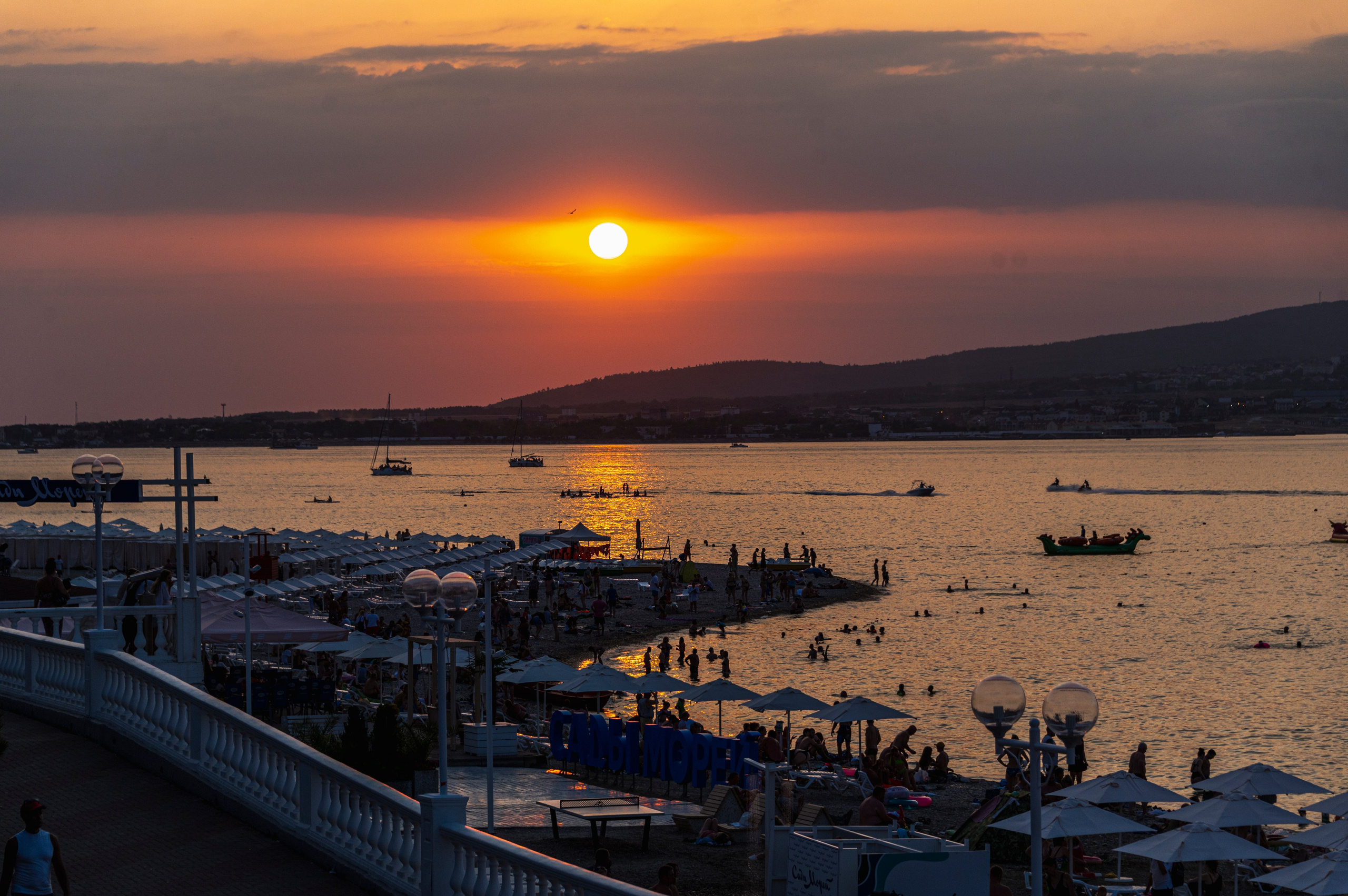 Геленджик. Август 2023. Фотограф Роман Адлер