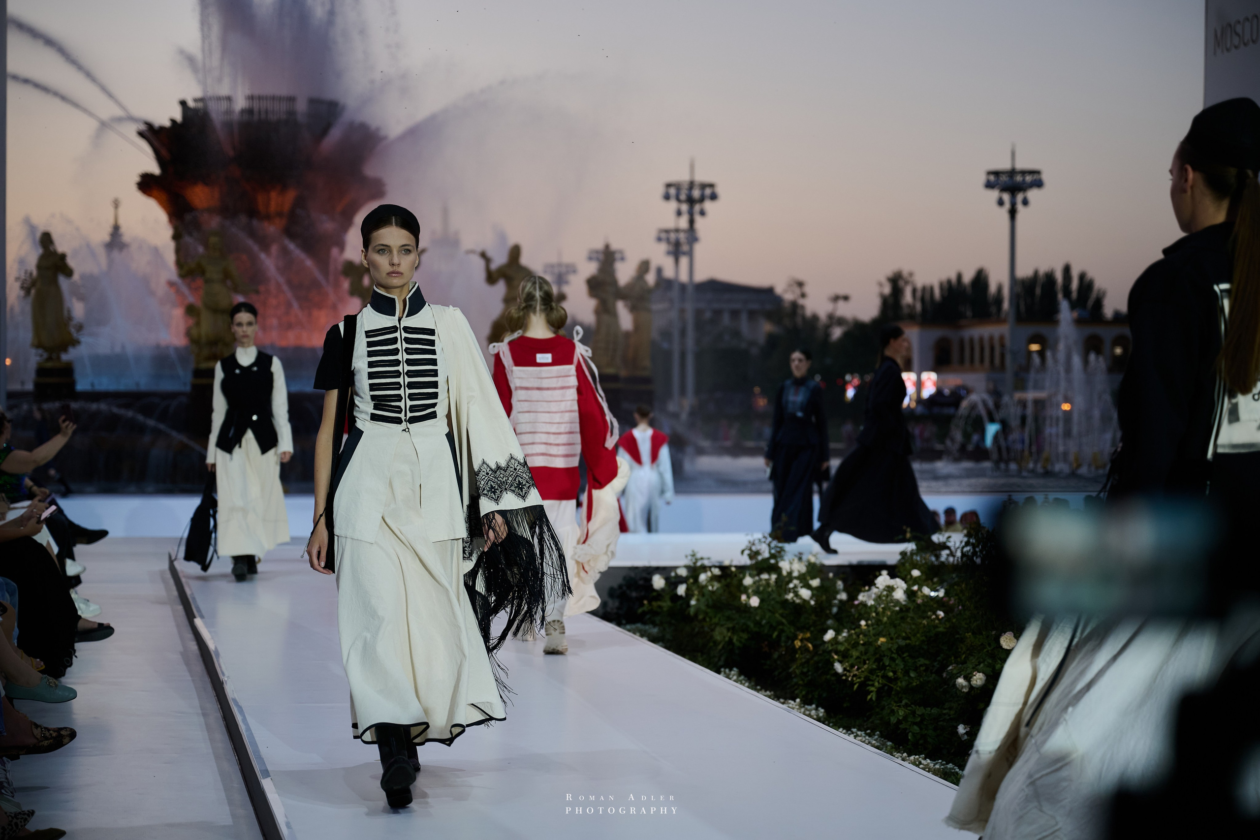 Московская неделя моды. Фотограф Роман Адлер
