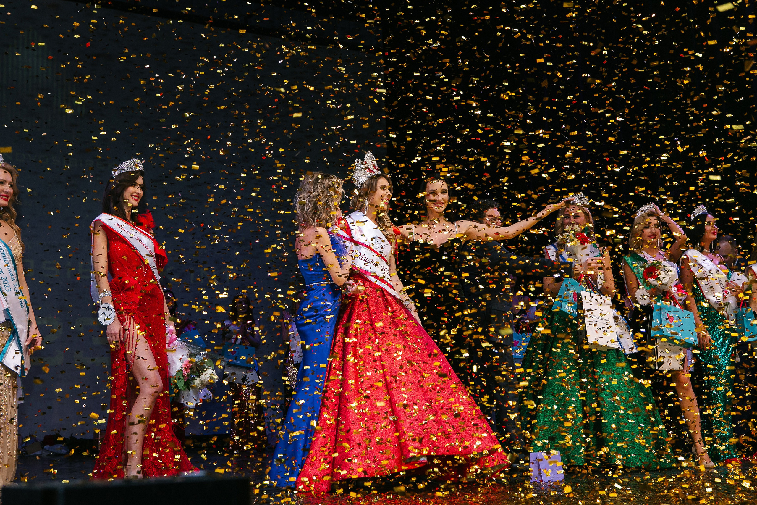 Финал Конкурса Красоты. Контент фотограф, съемка для маркетплейсов, фуд съемка и репортажи в Новосибирске Ралия Галеева