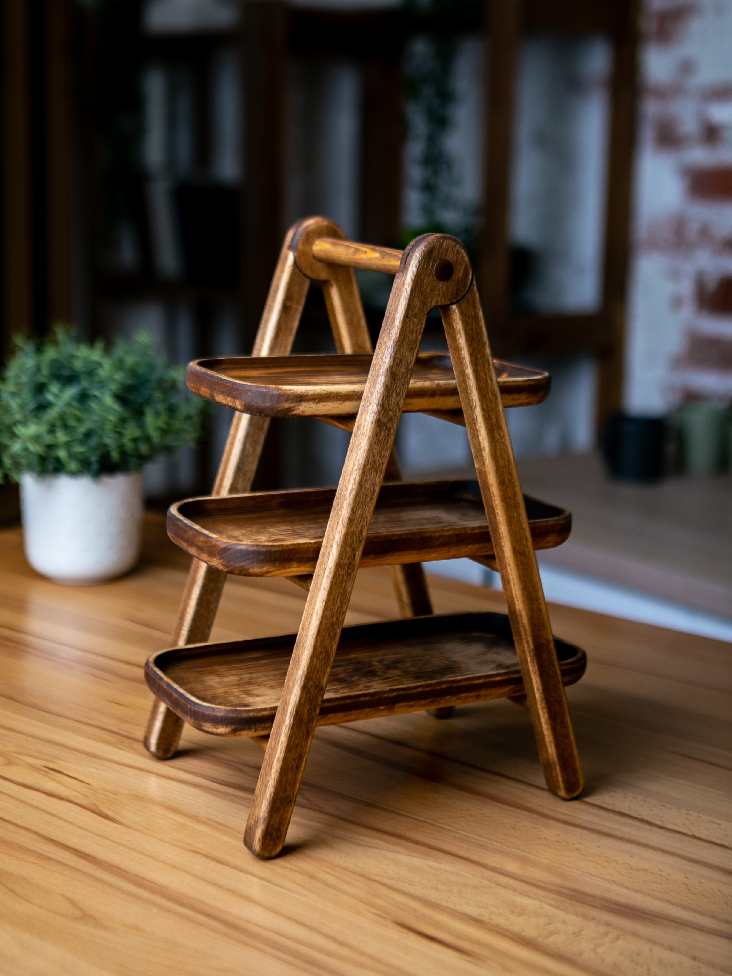 Подносы и этажерки. Контент фотограф, съемка для маркетплейсов, фуд съемка и репортажи в Новосибирске Ралия Галеева