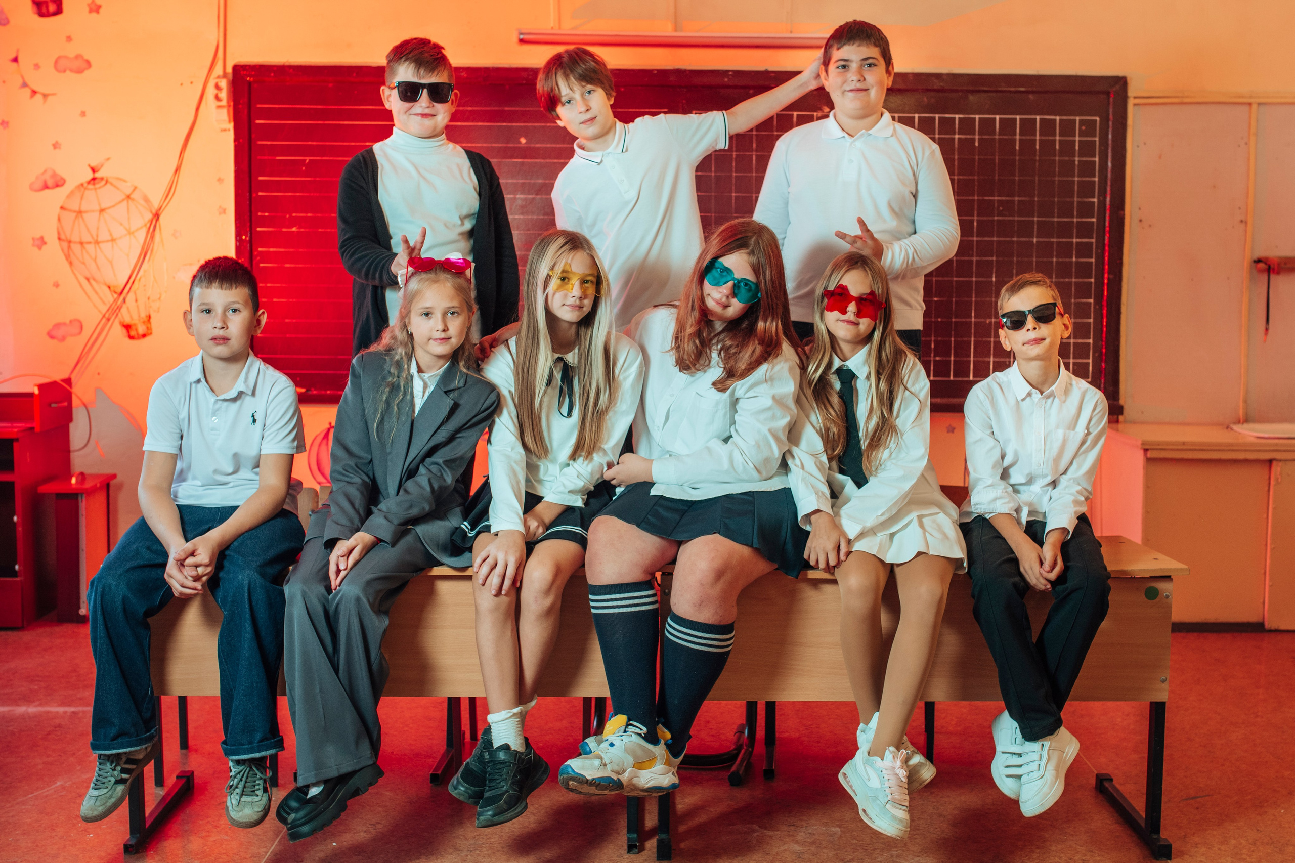 Школьные альбомы. Фотограф Алла Елисеева