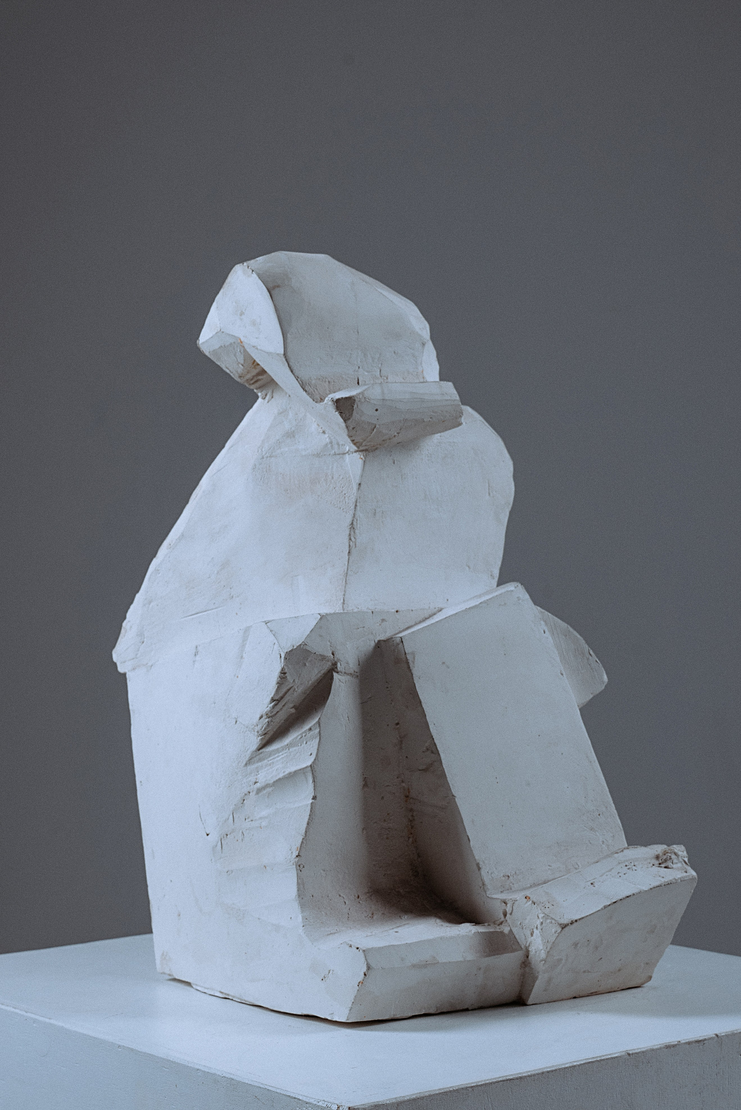 Скульптура "Валериан", 2023год, гипс 50*30*30