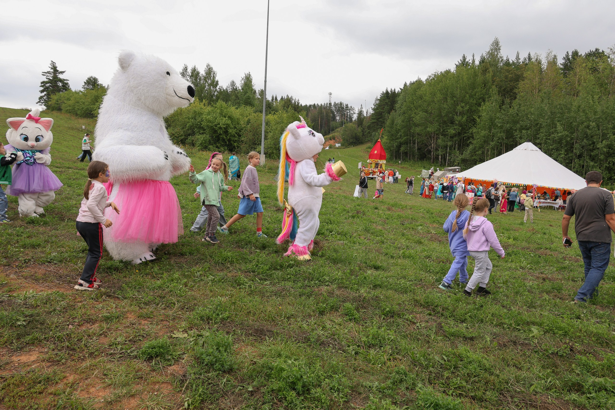 Фестиваль Счастье фест. СК Чекерил