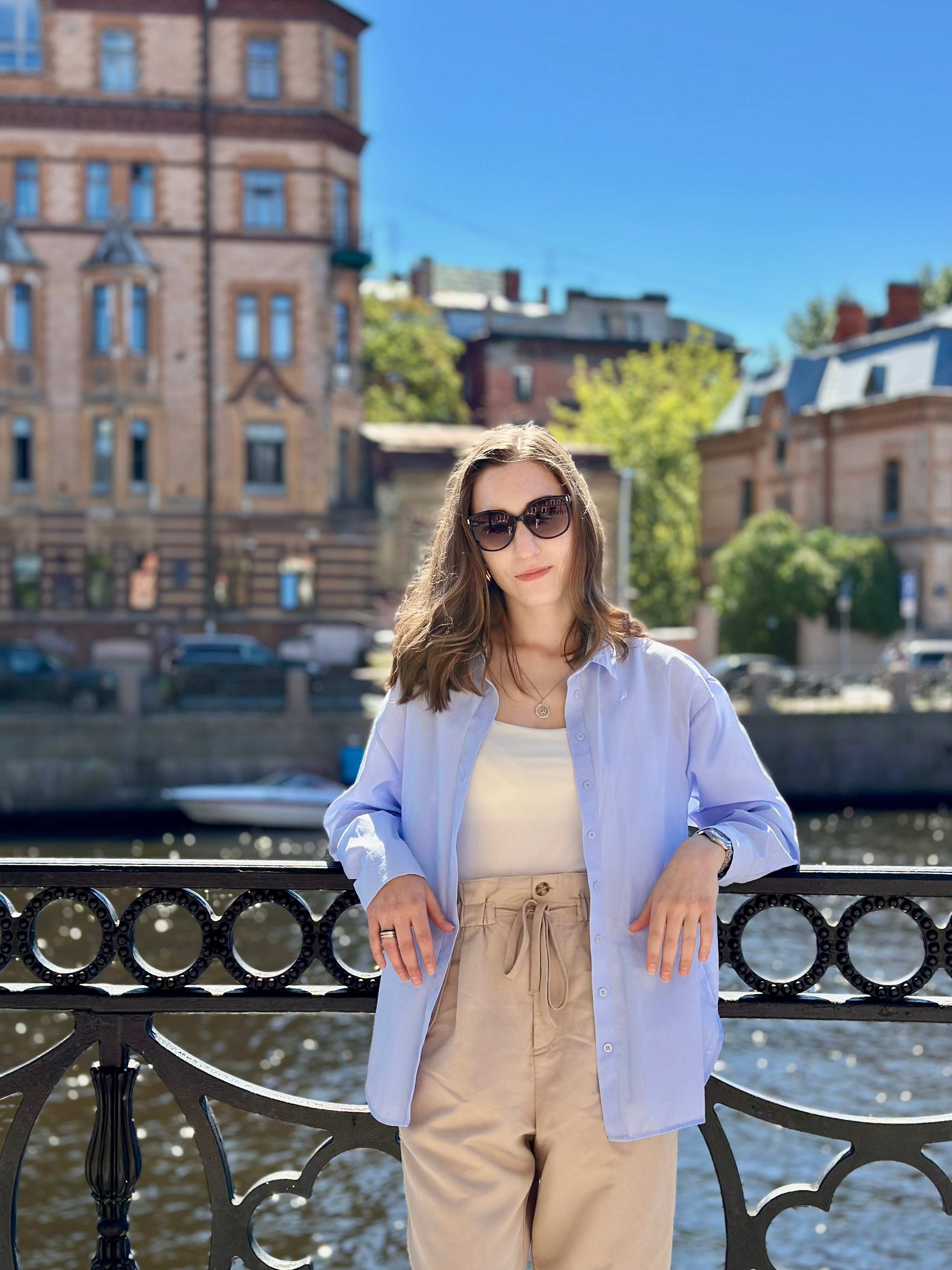 Прогулка Астория — Зеркальный дворик — Новая Голландия. КОНТЕНТ |БРЕНД фотограф Санкт-Петербург — Жанна Олтаржевская