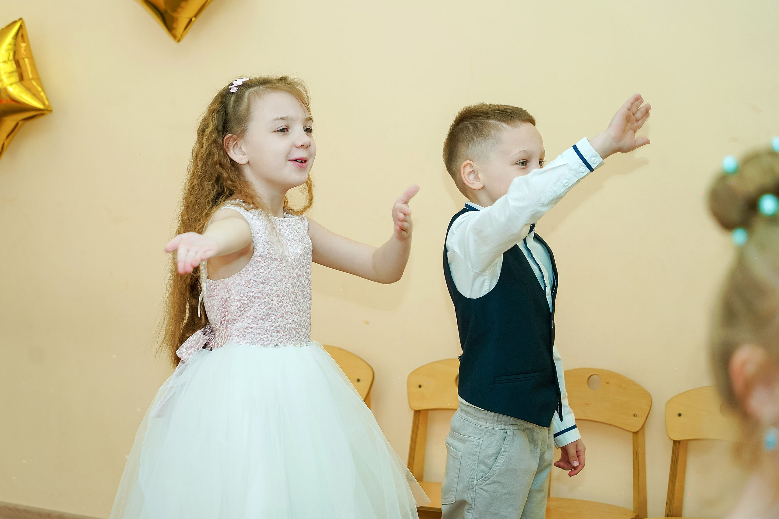 Фотосъемка видеосъёмка фотограф видеооператор новогодних утренников  в. Фотограф, видеооператор Нина Коршунова