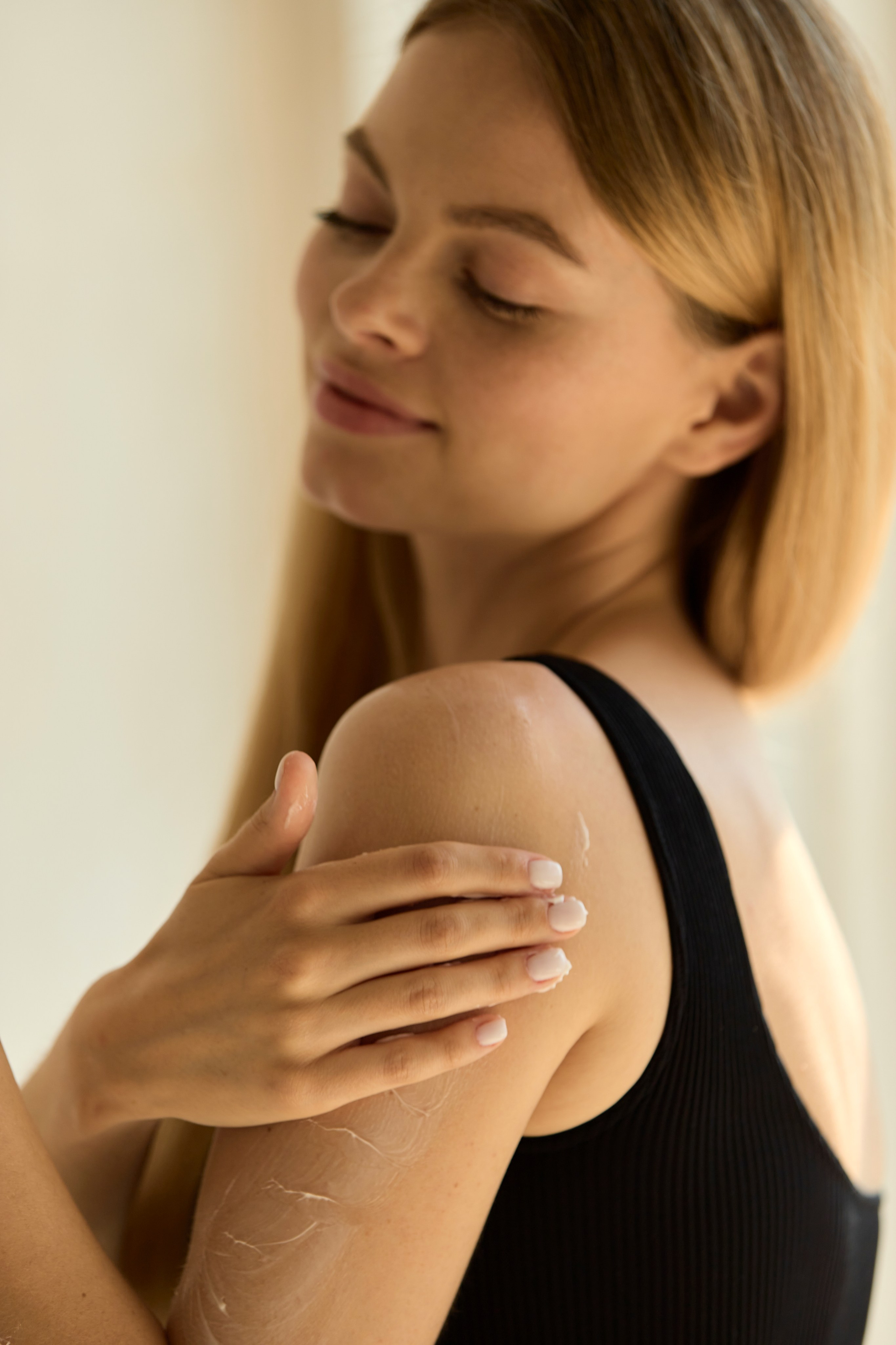 Macoy. Контент фотограф в Москве Александр Хитько