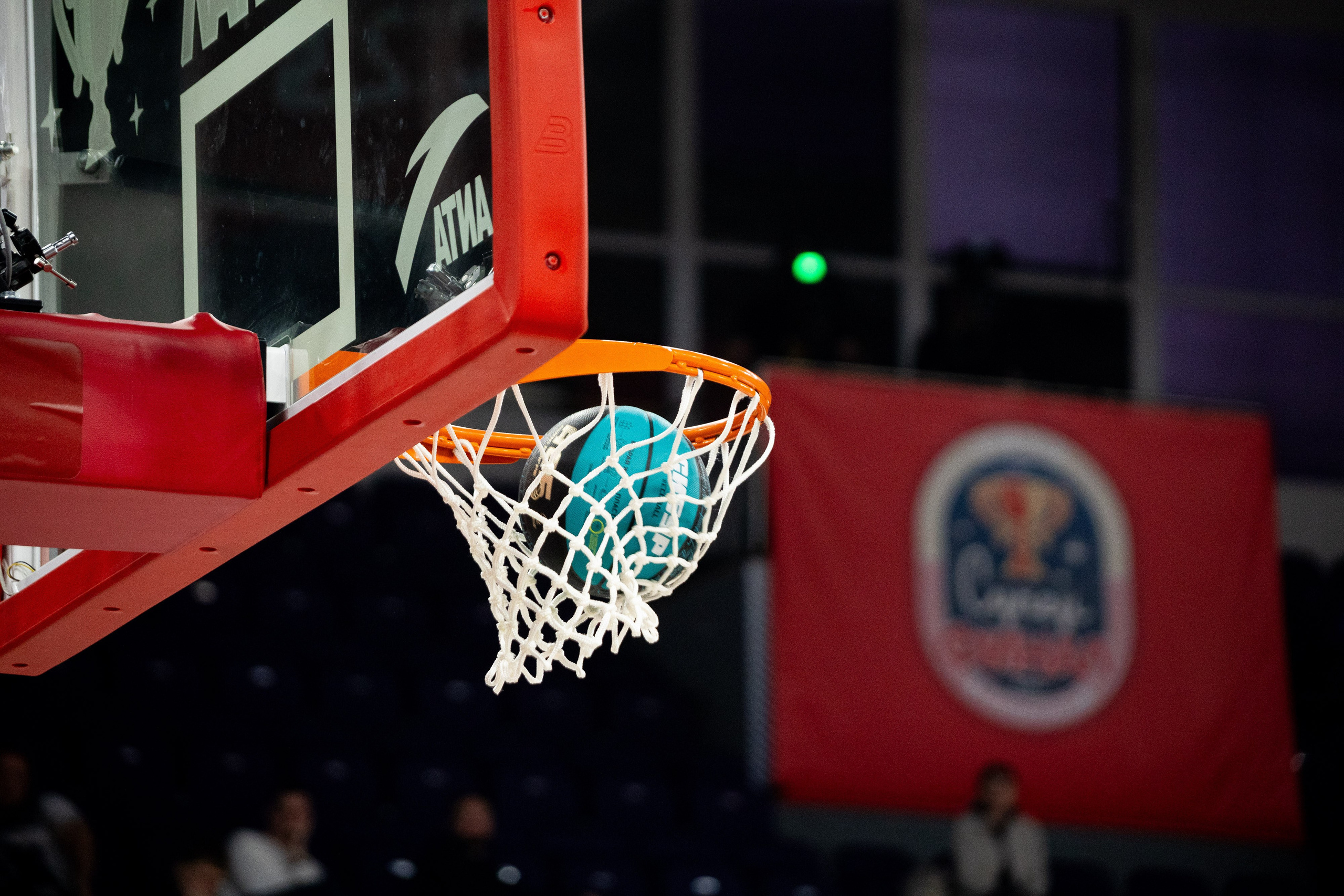 Баскетбольный матч Военмех — МГАФК. Фотограф Родион Нарудинов