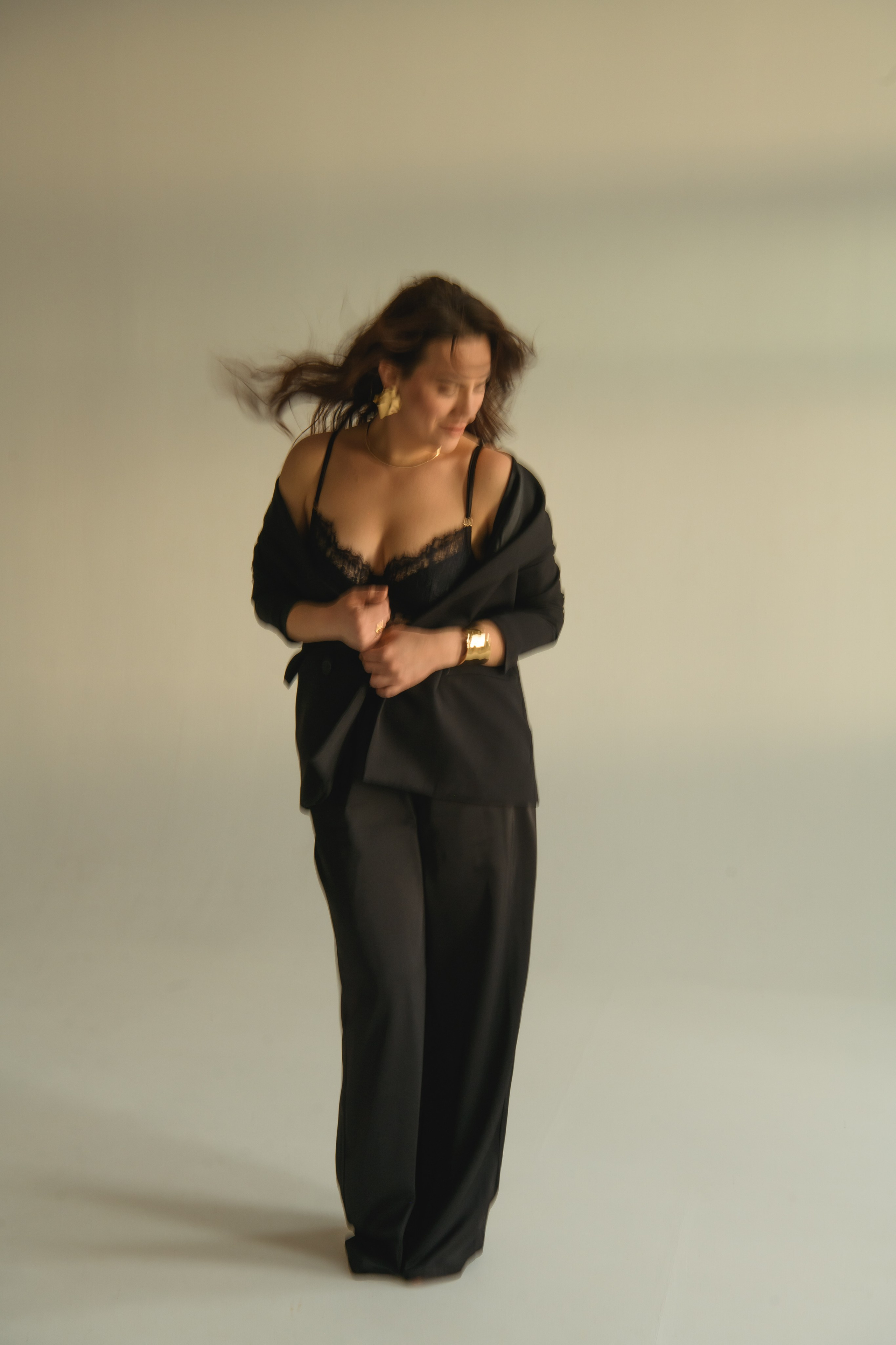 …Без слов — фотосессия для нее. Фотохудожник Нина Жихарева