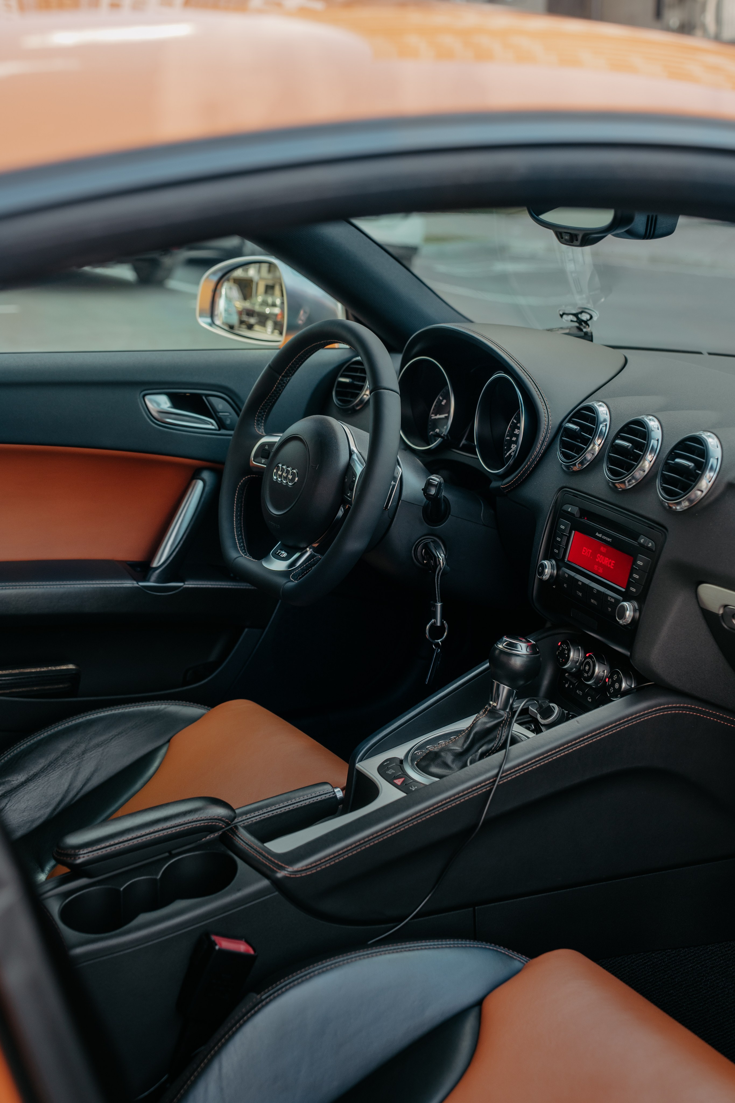 Audi TTs. Фотограф, видеограф и пилот дрона на Байкале