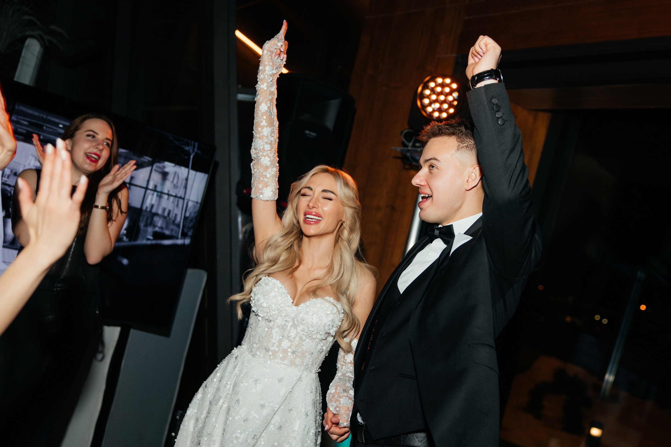 Юлия и Андрей | Свадебный день на 9 человек. Свадебный фотограф Минск РБ