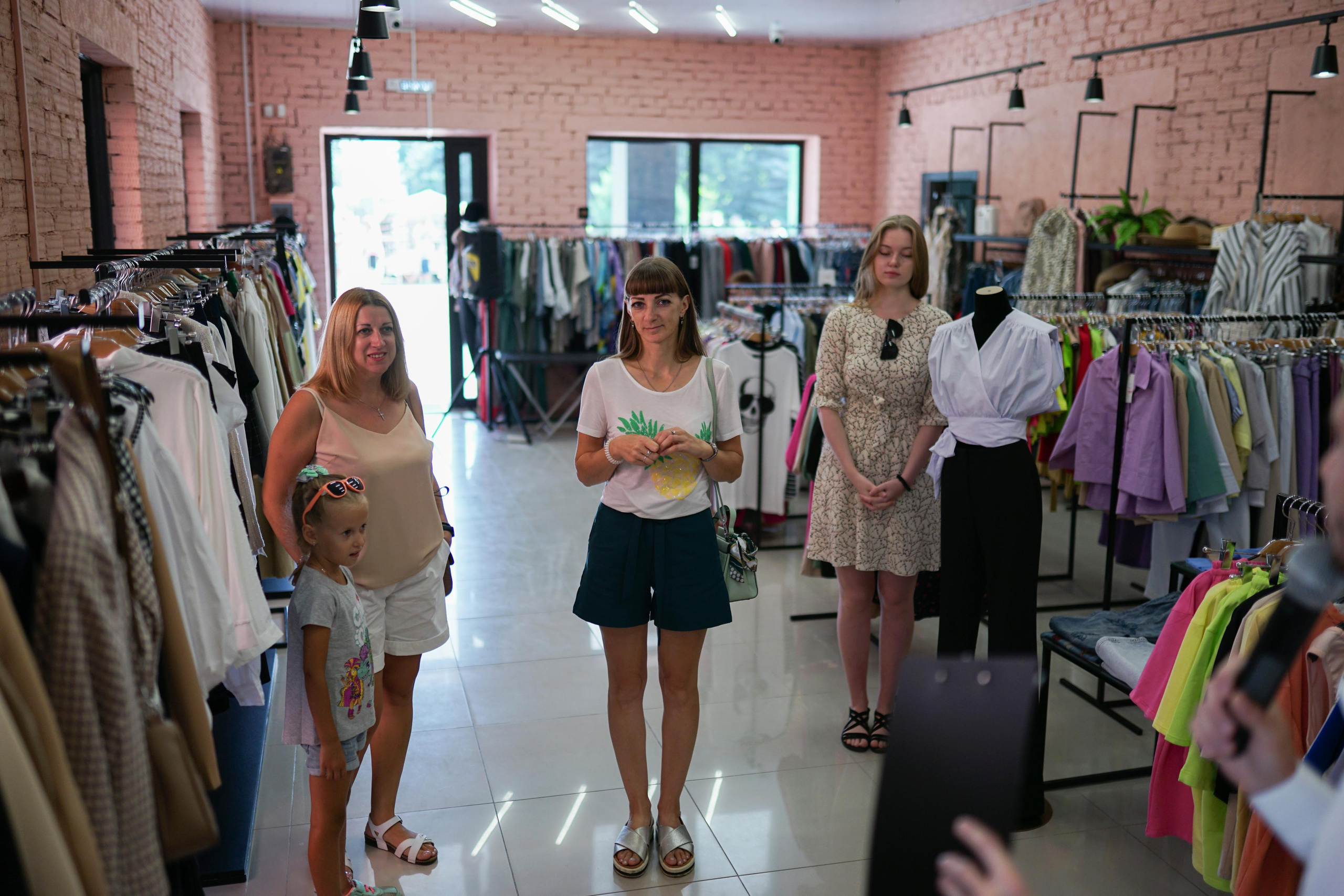 Съёмка розыгрыша для магазина одежды «Крем Сода». Фотограф Владимир Дудукалов