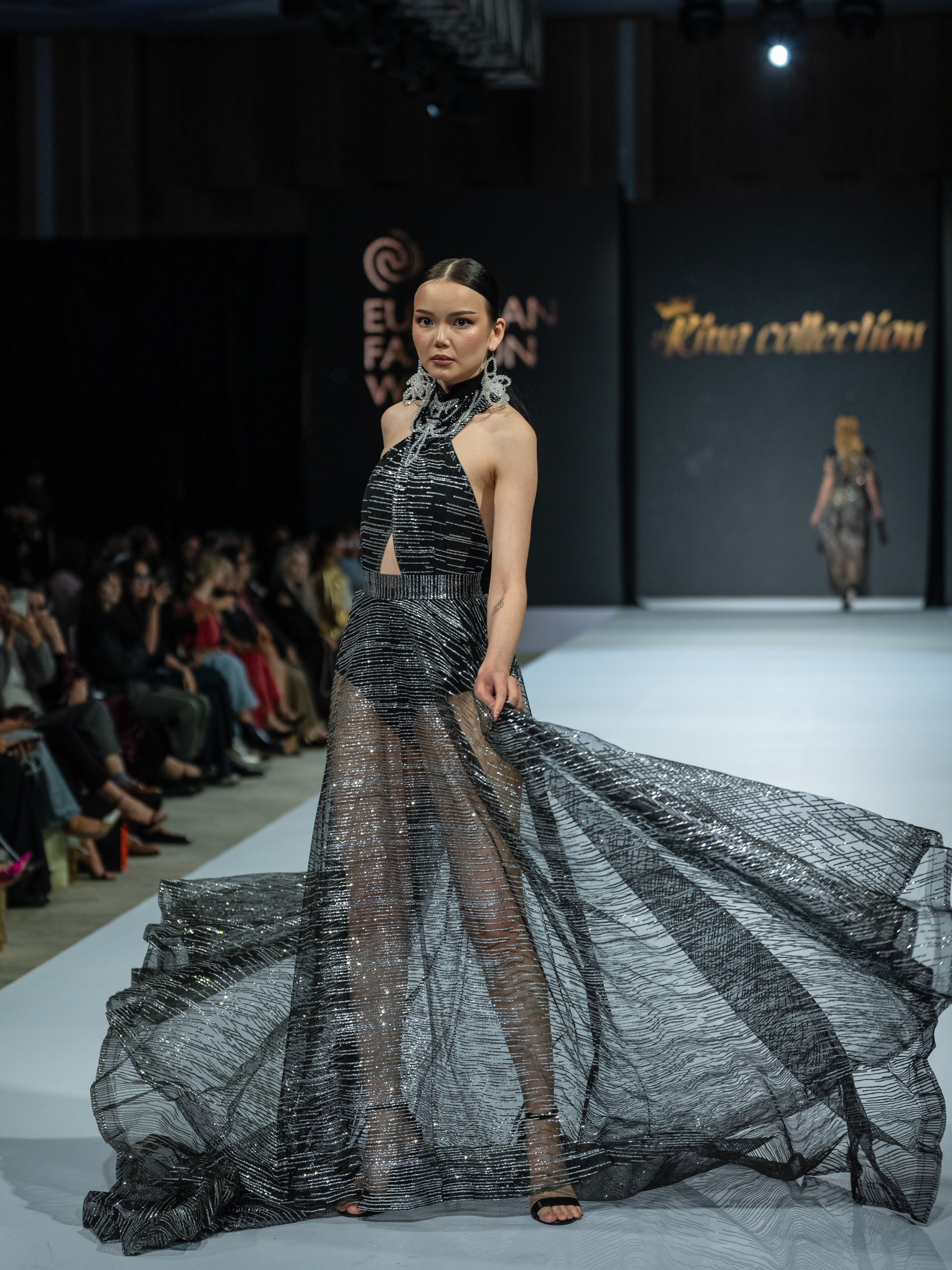 EURASIAN FASHION WEEK Rina Collection. Сайт Алматинского НЮ АРТ, будуар и фэшн фотографа Дениса Карпенко