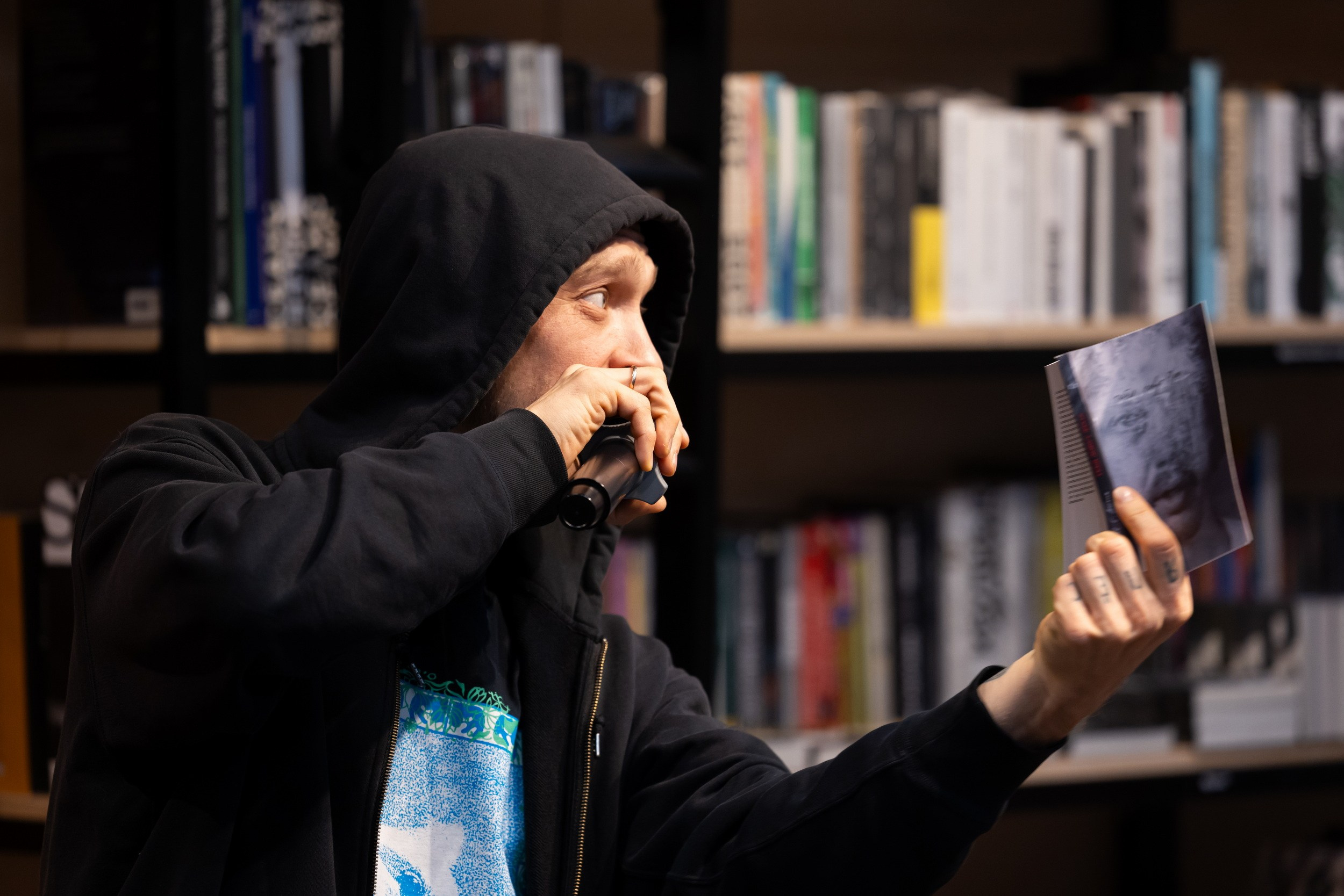 Концерт «Макулатуры» и творческая встреча с писателями в Туле (11-12 марта 2026). Репортажный фотограф Алексей Пирязев