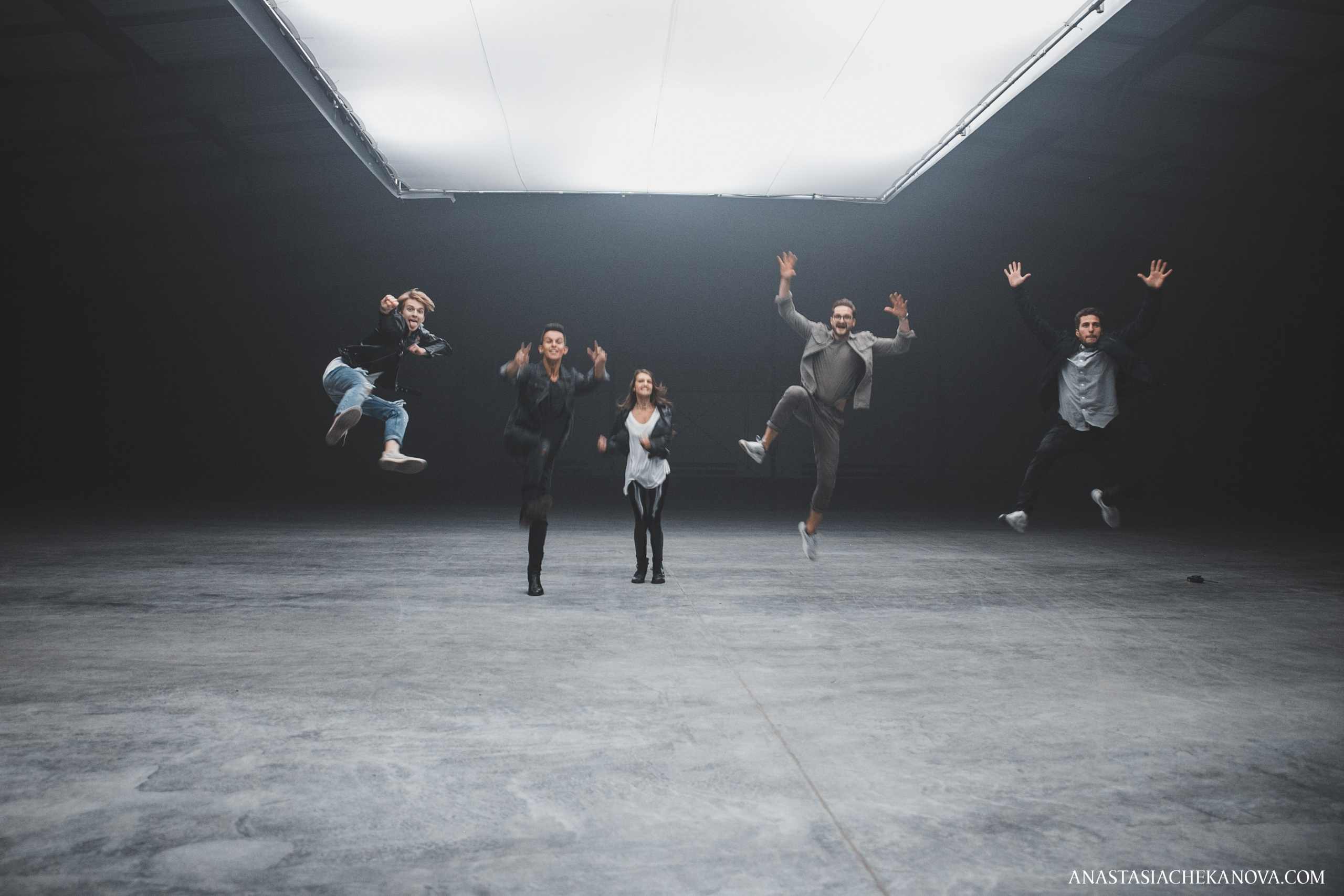 Backstage съемки клипа группы DVOE. Концертный и бурлеск фотограф Москва