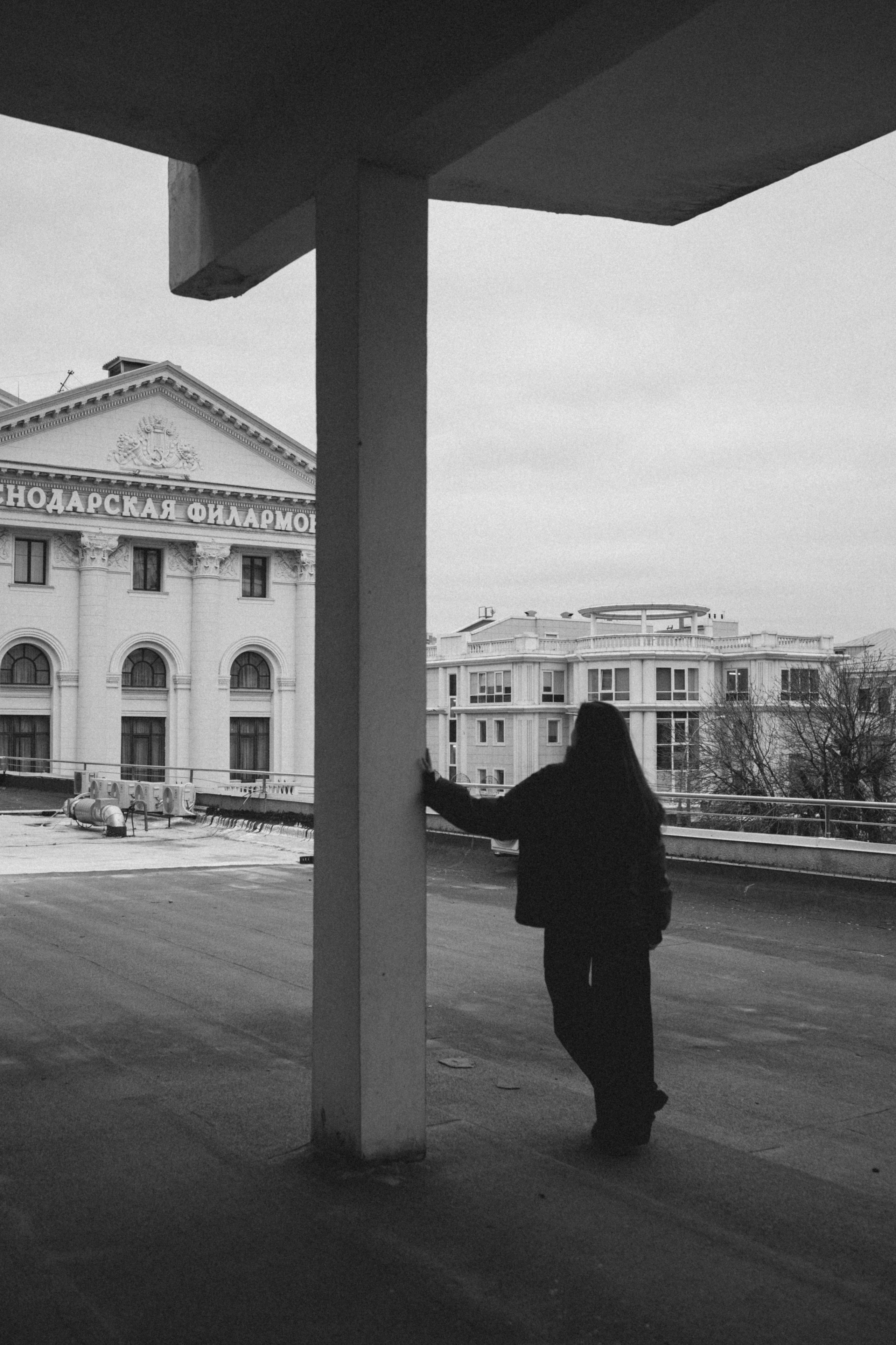 Снежана крыша в центре. Фотограф в Краснодаре Лагунов Владимир