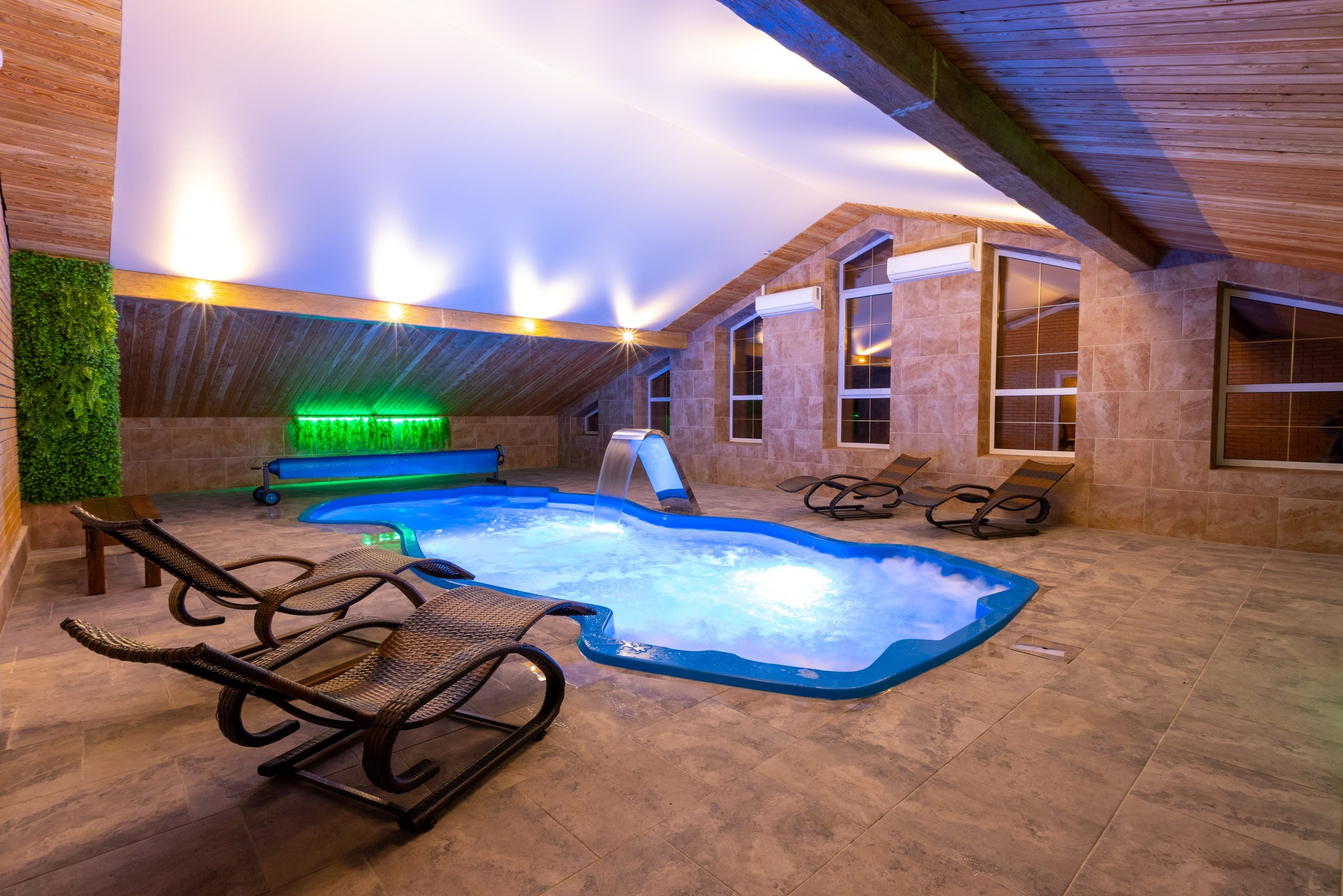 Большая Тросна вечером и новый бассейный комплекс. Фотограф в Туле Крупский АнДРей. Фотостудия «КАДР71» в Туле