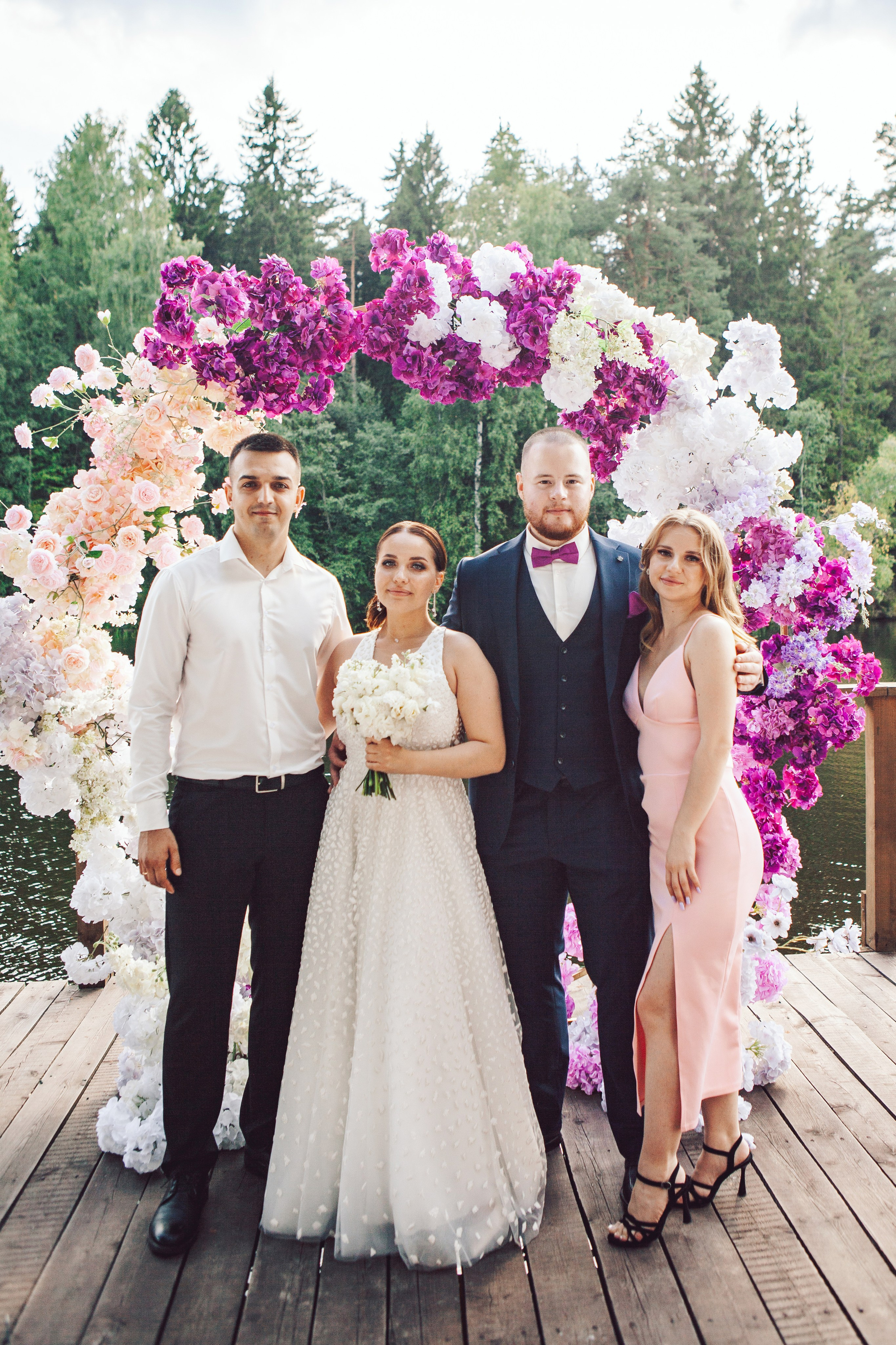 Свадебная фотосессия в отеле hartwell hotel и на патриарших прудах. Фотограф Ольга Ефремова