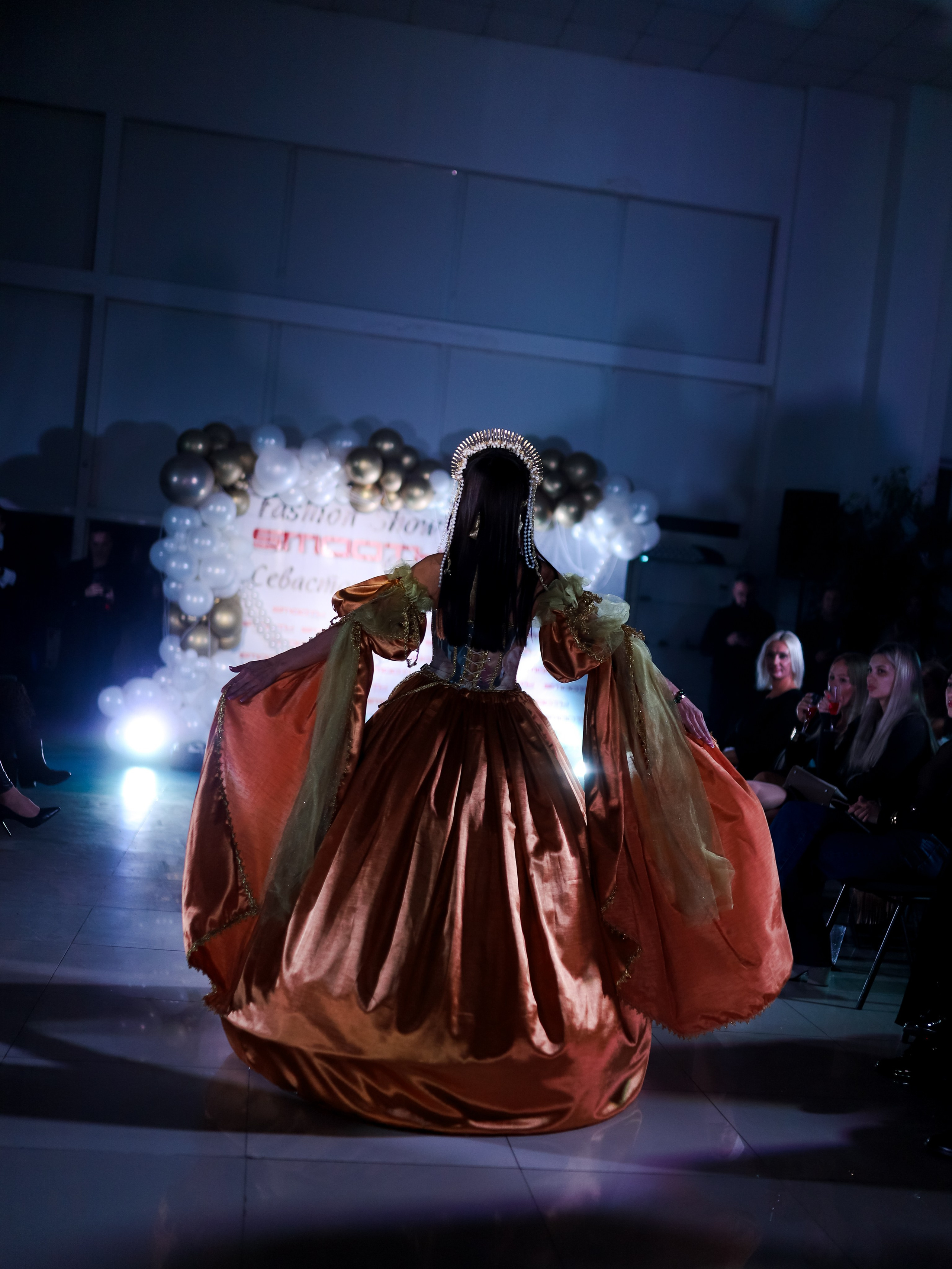 Показ коллекции Жанны Стеклянниковой — Omoda/SMOOTH