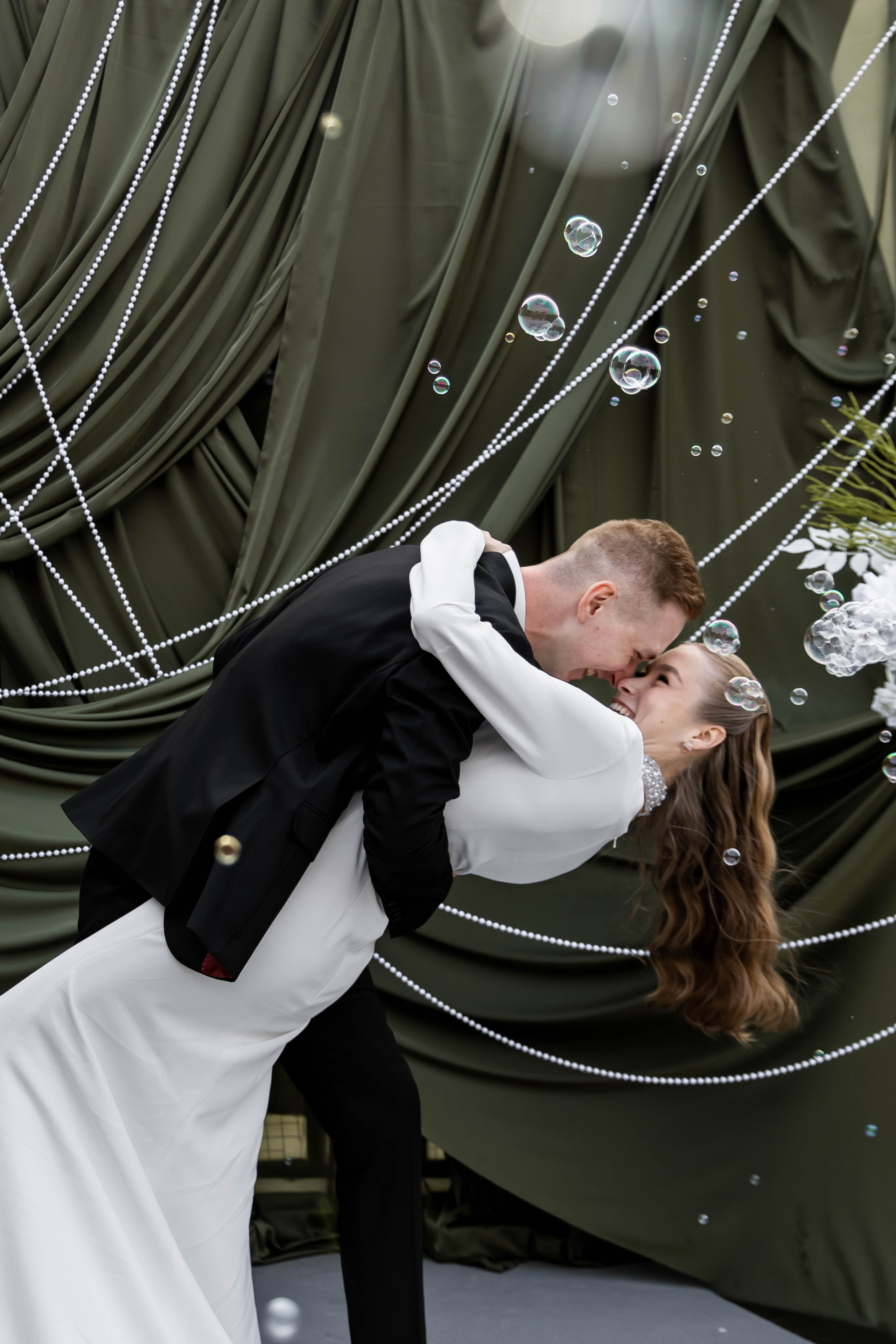 Выездная регистрация + Барвиха + банкет. Свадебный и семейный фотограф в Москве Диана Левченко