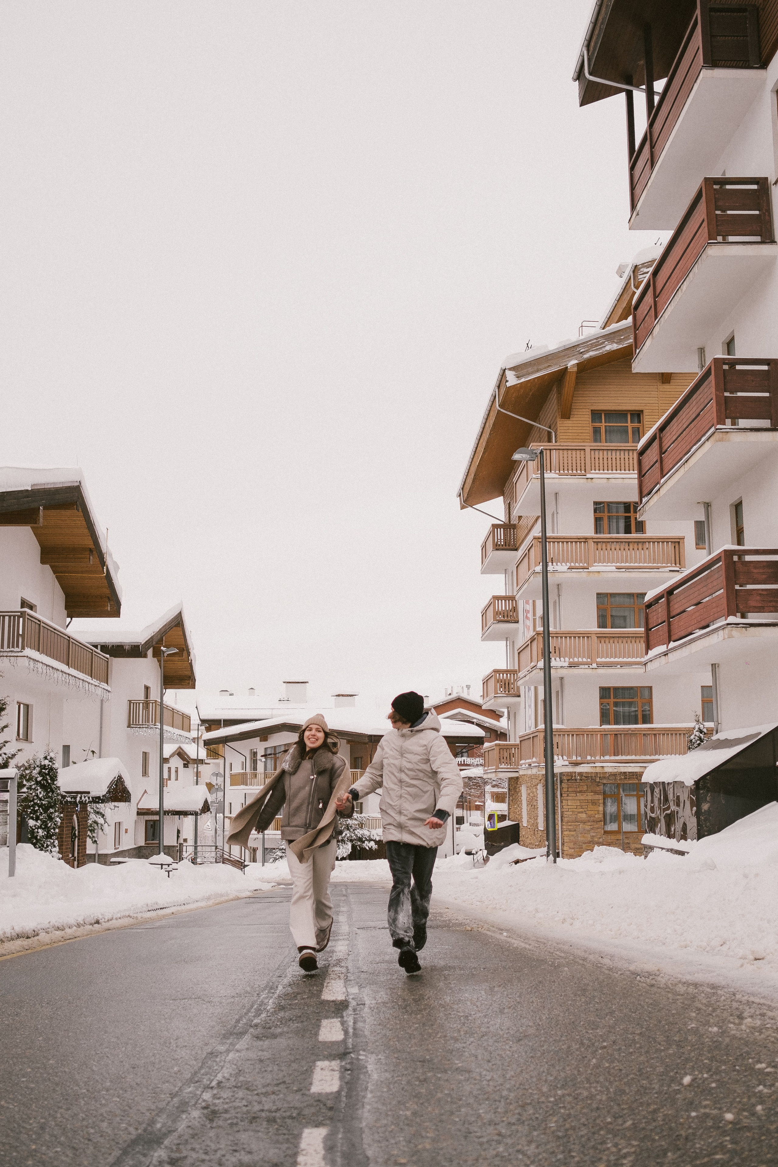 Фотосессии love story для двоих в Сочи, Сириусе и на Красной поляне. Семейный, свадебный фотограф Сочи, Адлер, Красная поляна