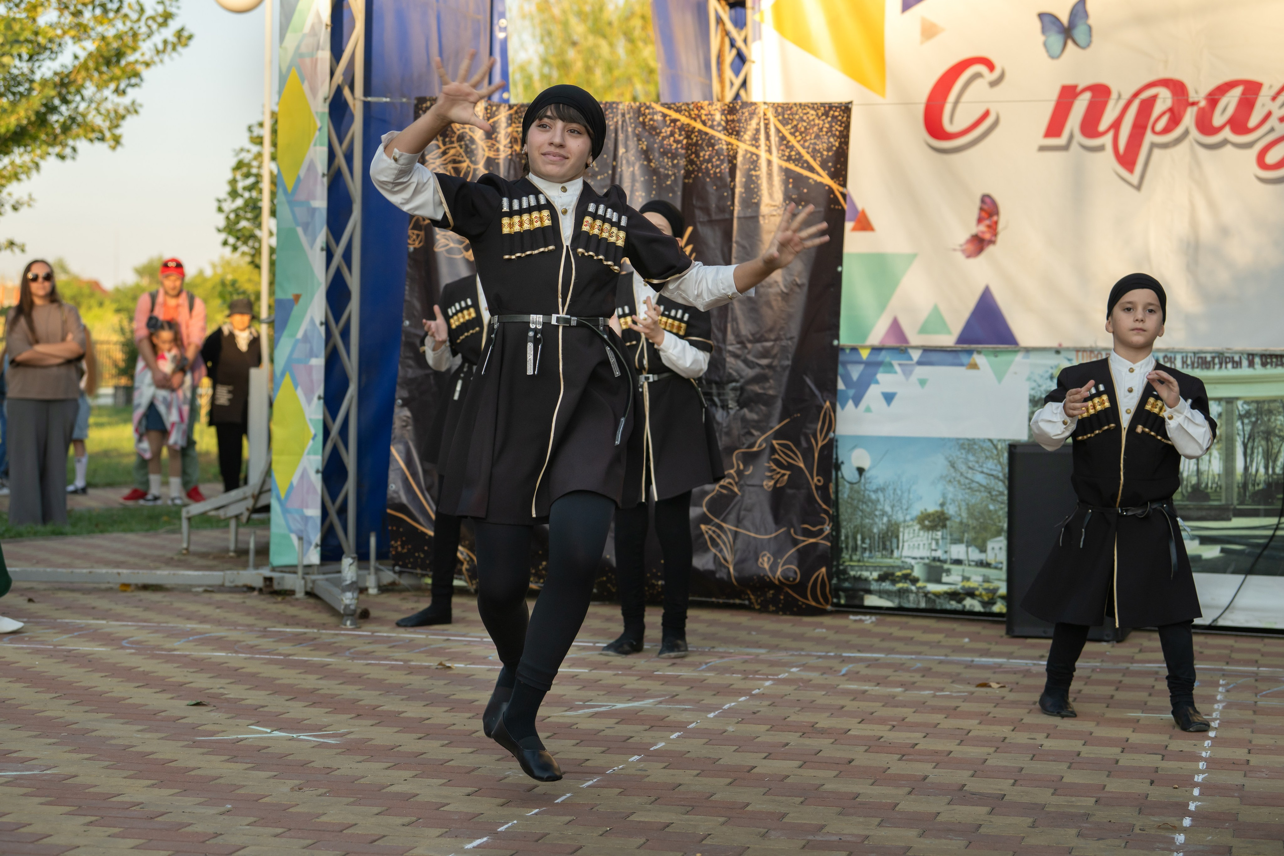 Фестиваль причесок и красоты в Кореновске. Главная