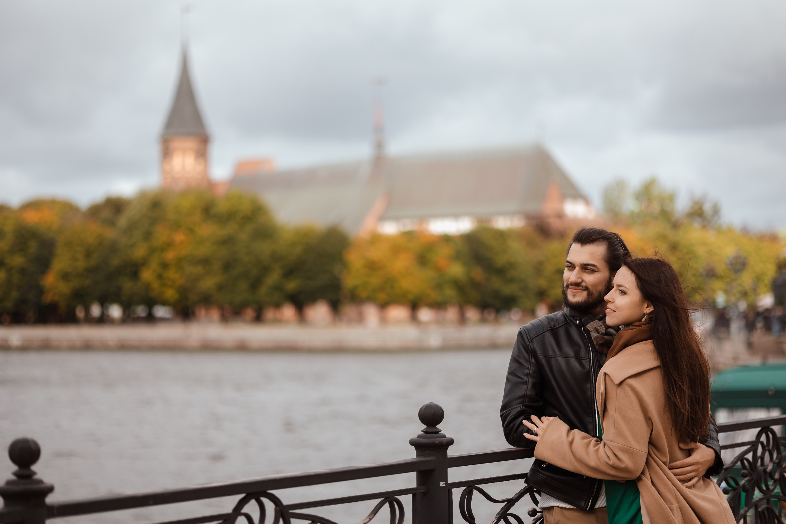 Прогулка по Рыбной деревне и острову Канта, осень. Фотограф в Калининграде свадебная фотография, репортажная, фотосессии
