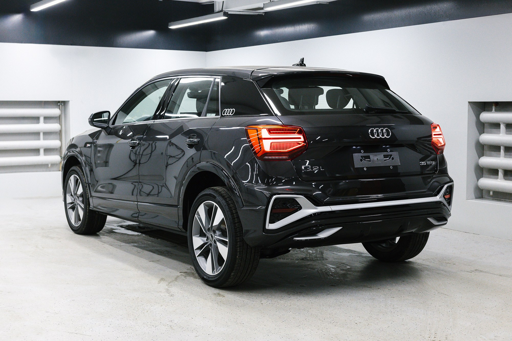 AUDI Q2  35 TFSI 1.5 S tronic (160 л. с.). Автосалон «Х-Авто»