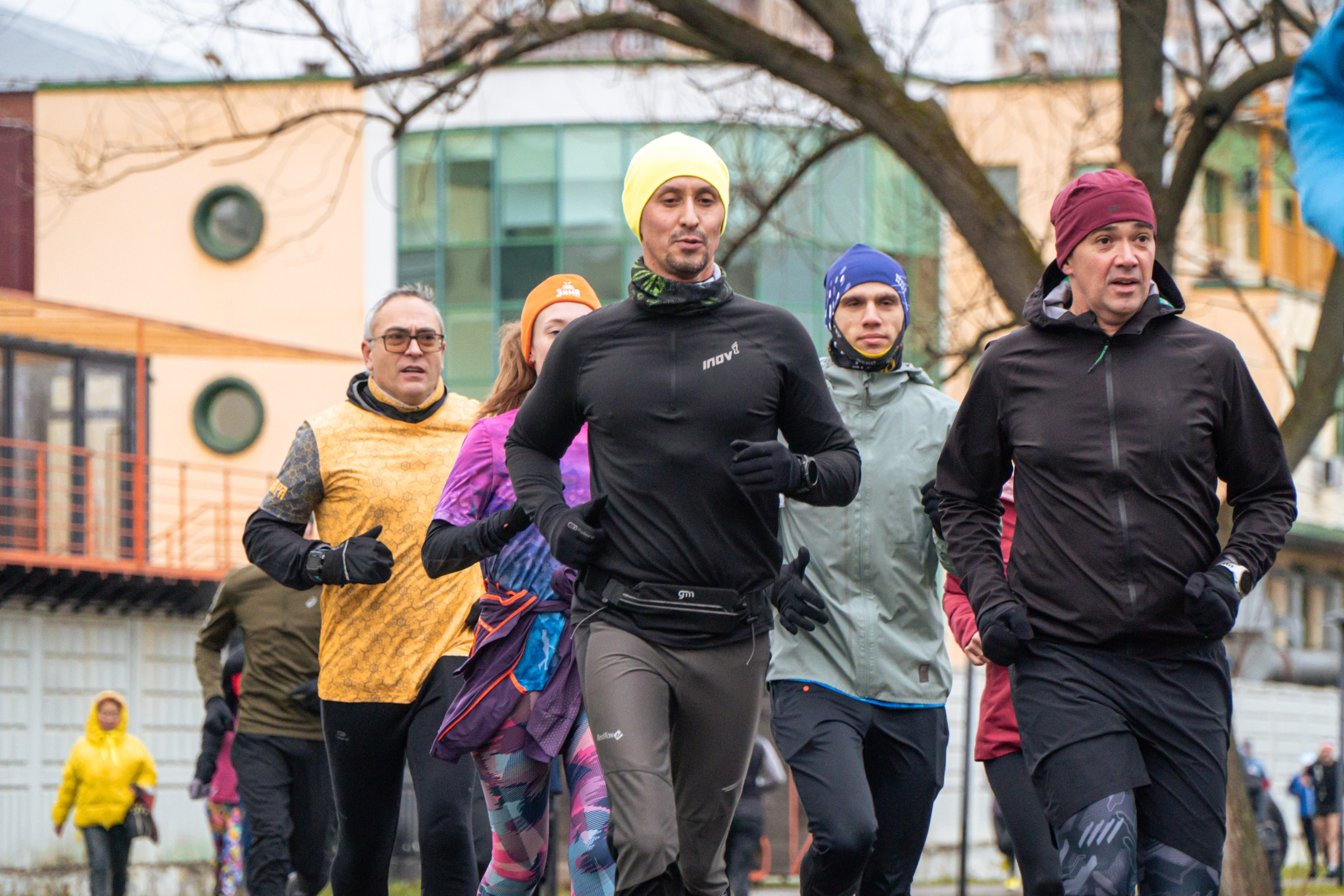 5 вёрст Реутов 16.11.2024. Роман Капилюшов. Бег. Фото. Видео. г. Люберцы