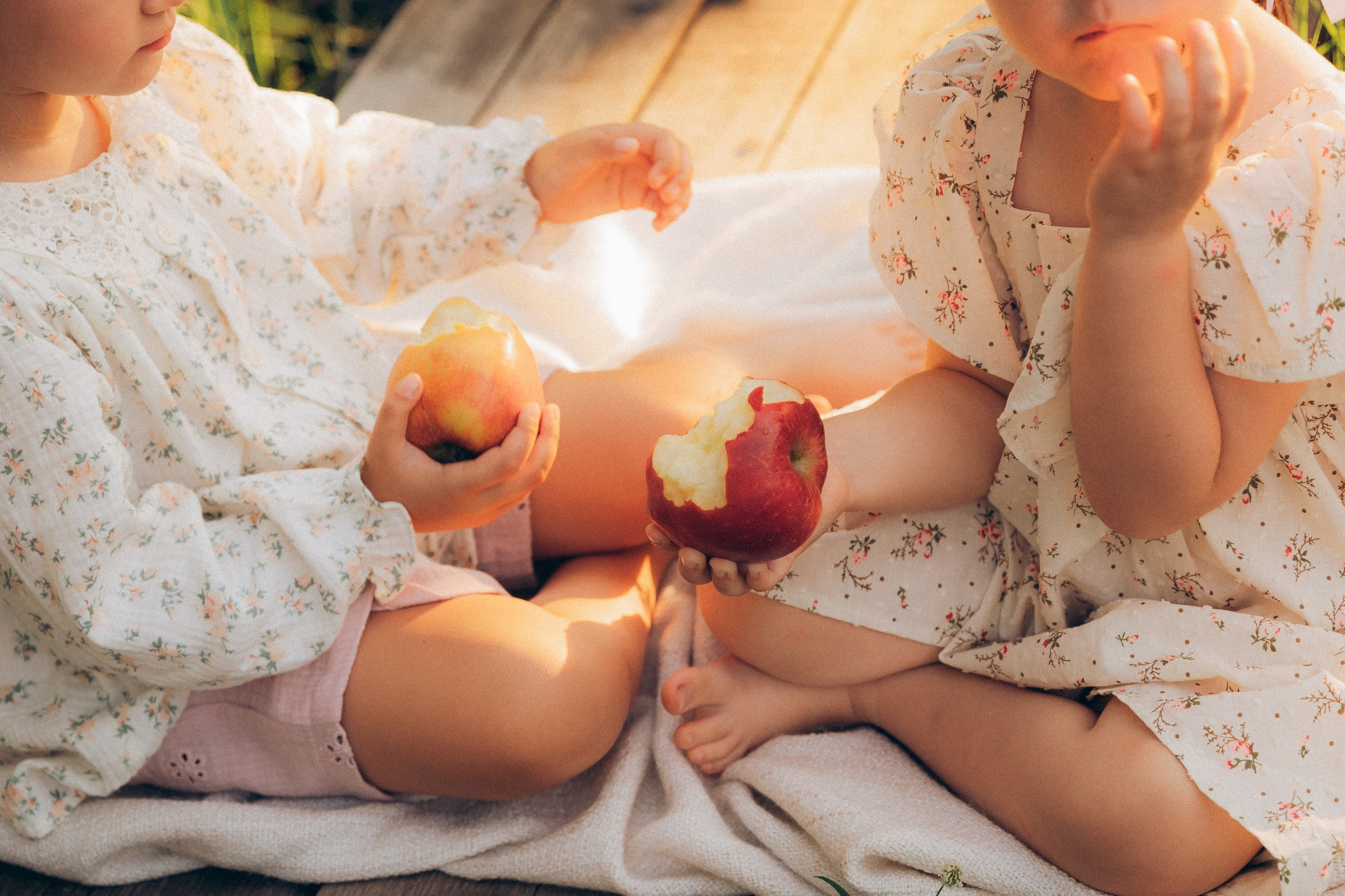ТЕОНА, ЕВА И ЯБЛОКИ. Женский и семейный фотограф Елена Петрова