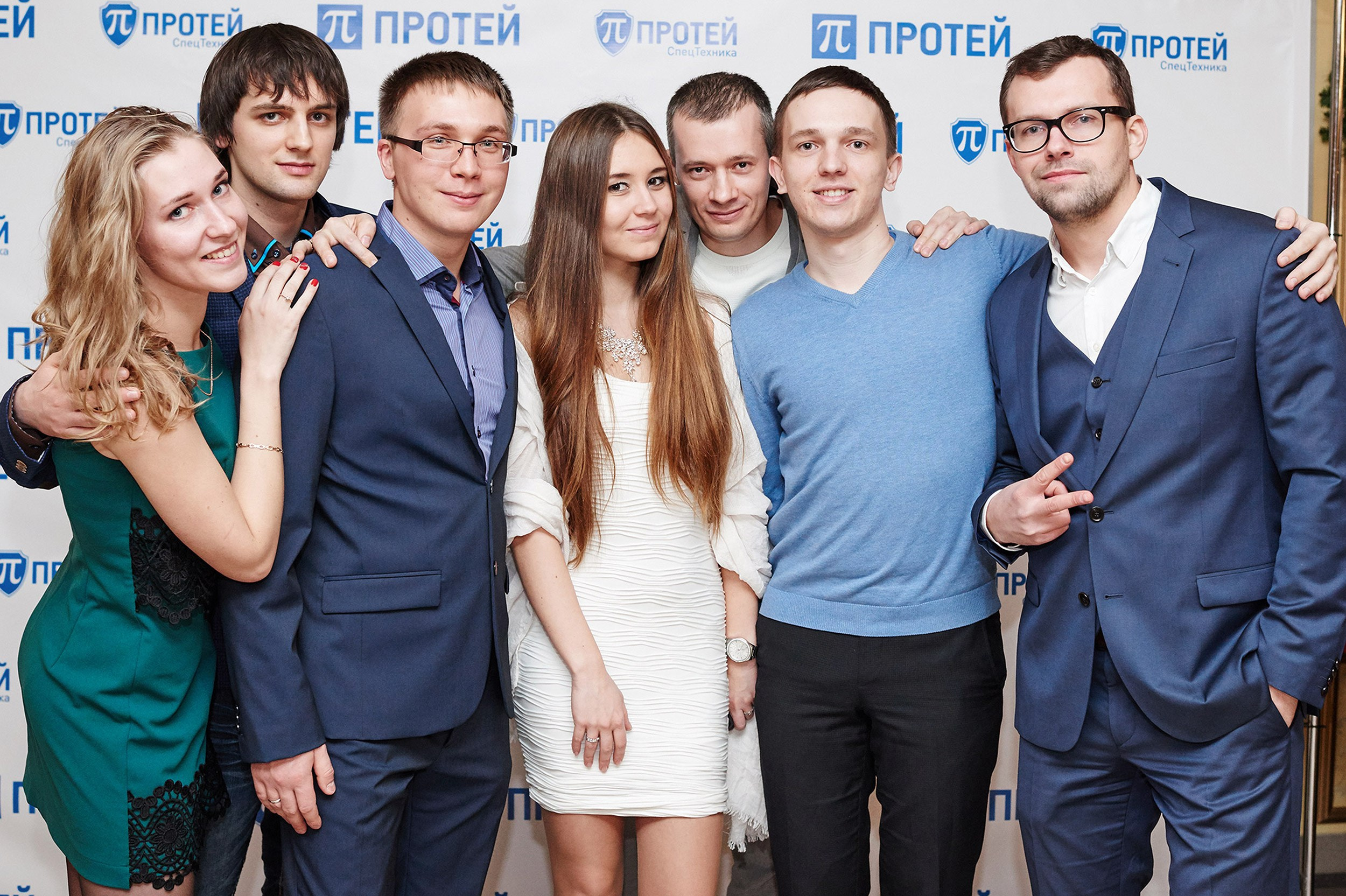 Как сделать новогодний корпоратив живым на фото: опыт фотографа в Петербурге