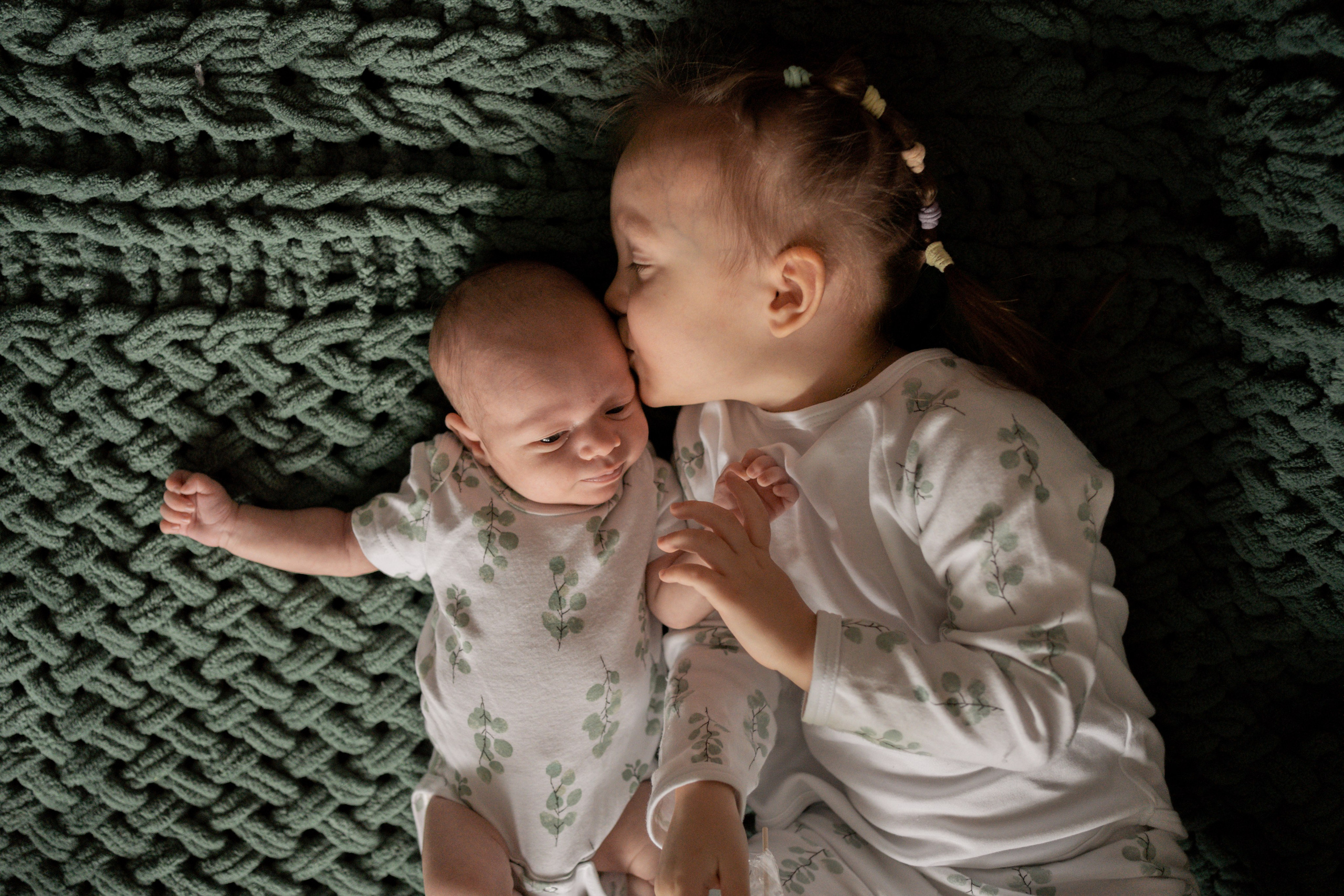 Оля, Коля, Аня, Рита. Фотограф грудного вскармливания в Москве Екатерина