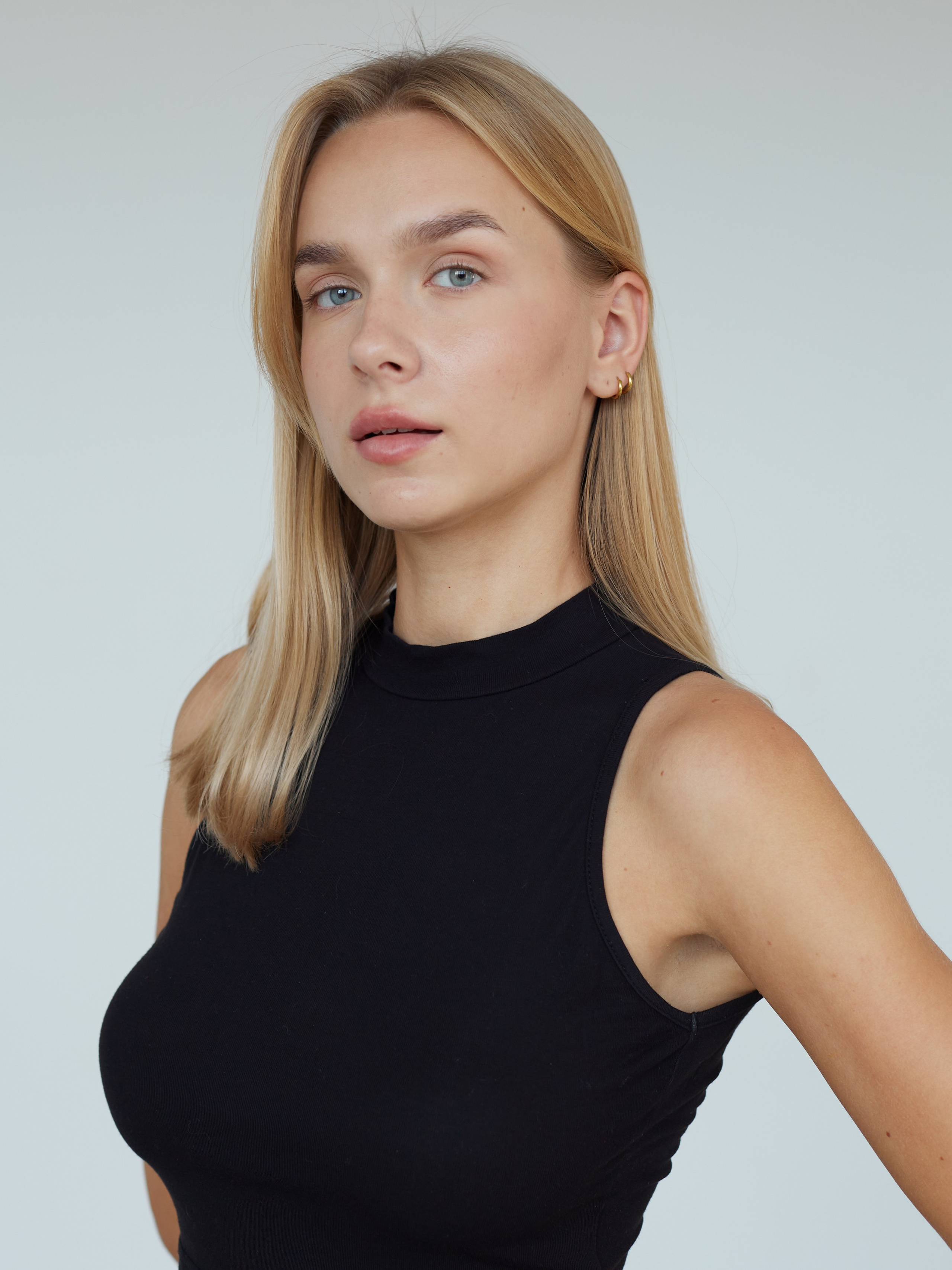 Анастасия, 42-44 р-р, 173 рост. KED Production — продакшн из СПб. Создаём фото, видео и контент, который помогает брендам и селлерам продавать больше