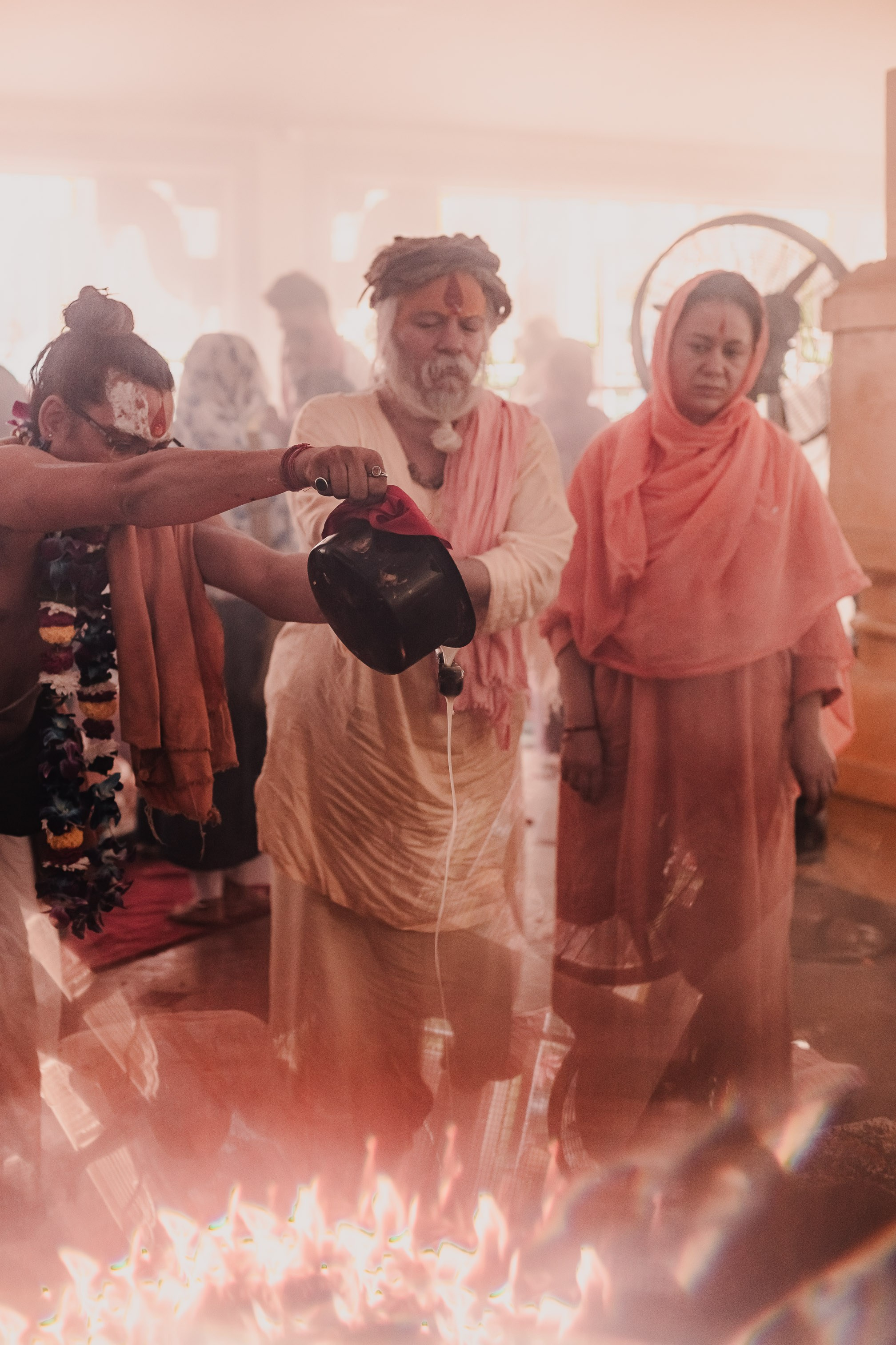 Navaratri yajna at Devraha Baba Ji ashram. Мариам Багдасарян