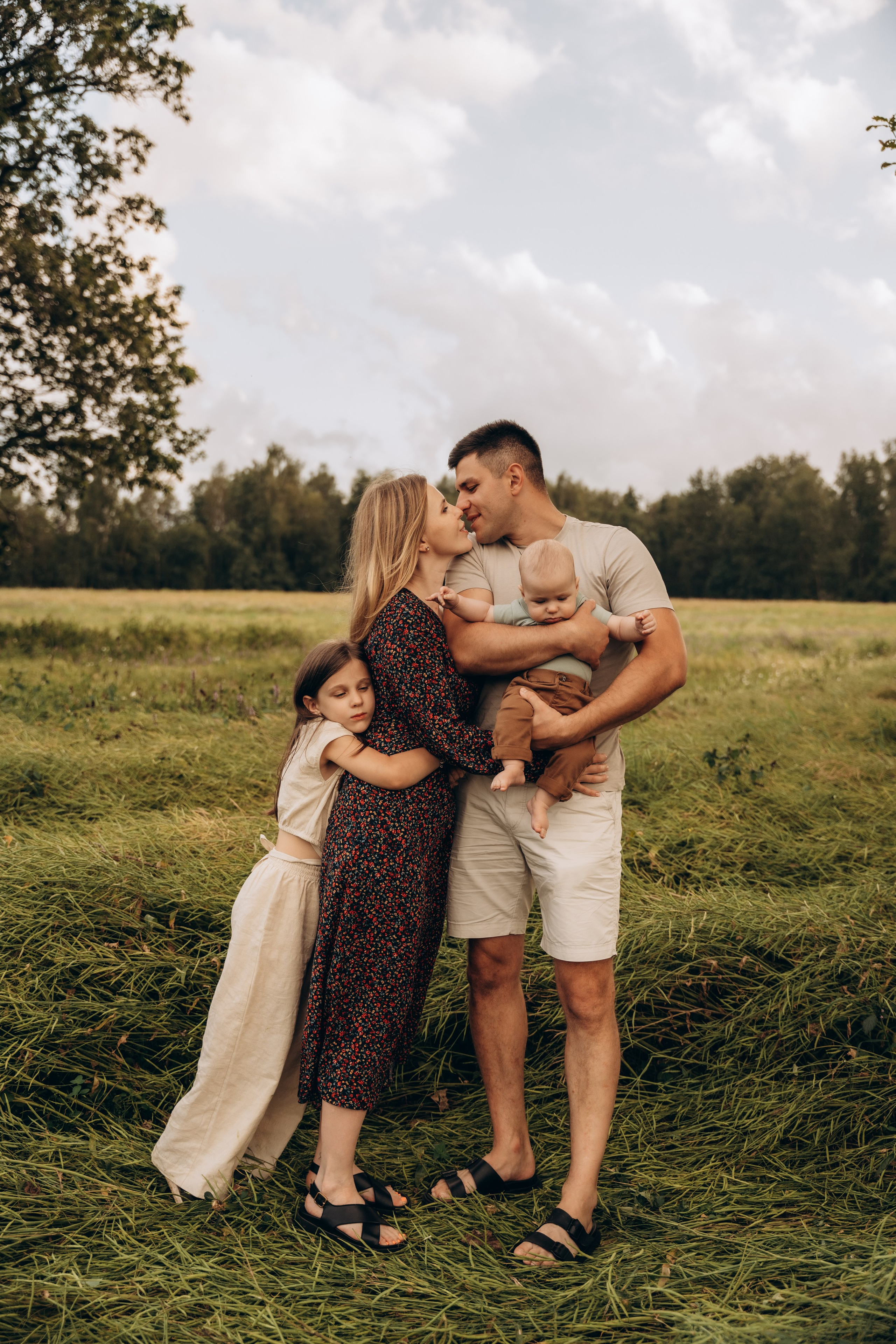 Оля, Женя, Роза и Федя. Фотограф Мария Миллс | Минск