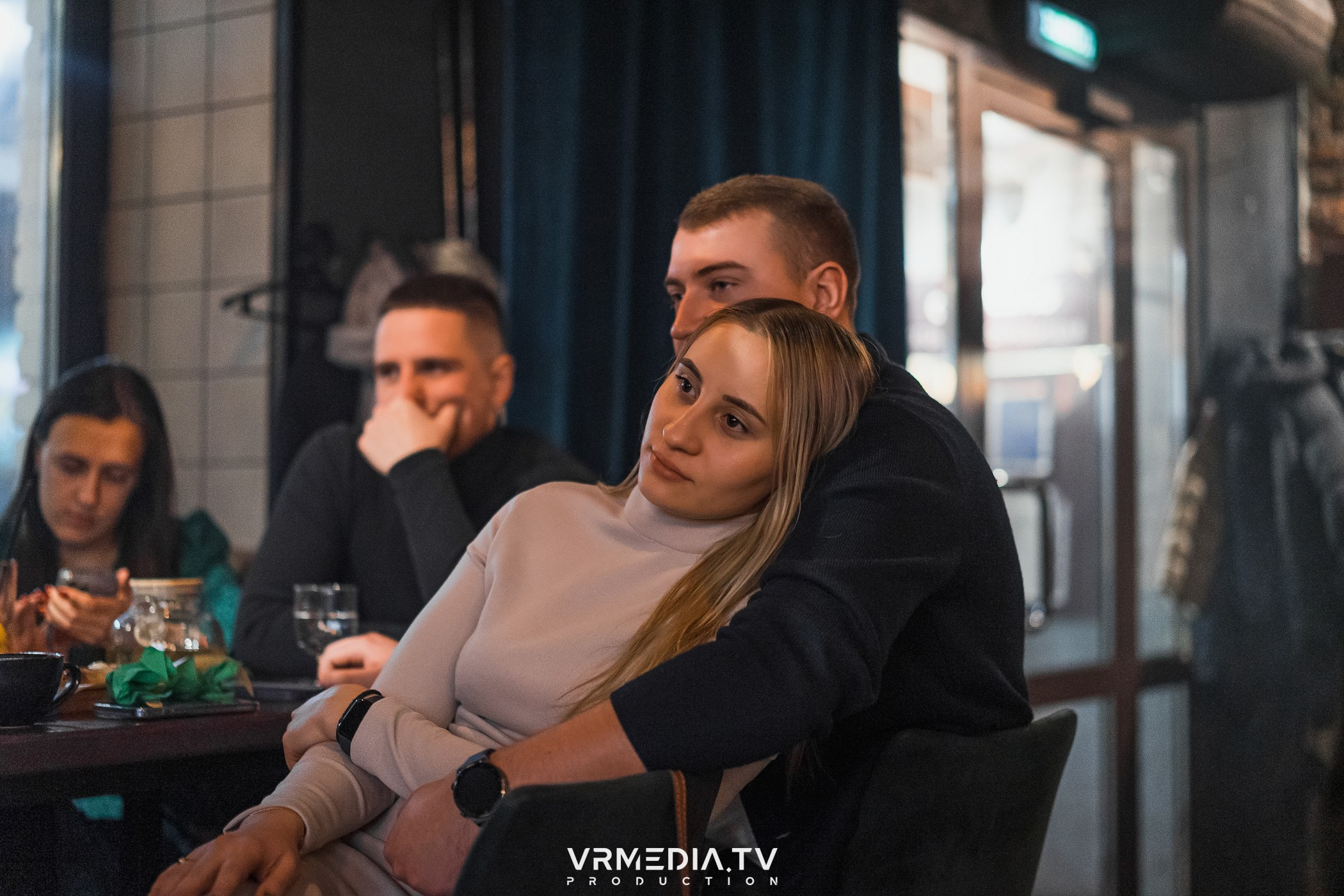 Art Talk с Настоящим Квартирником в баре «Supreme»