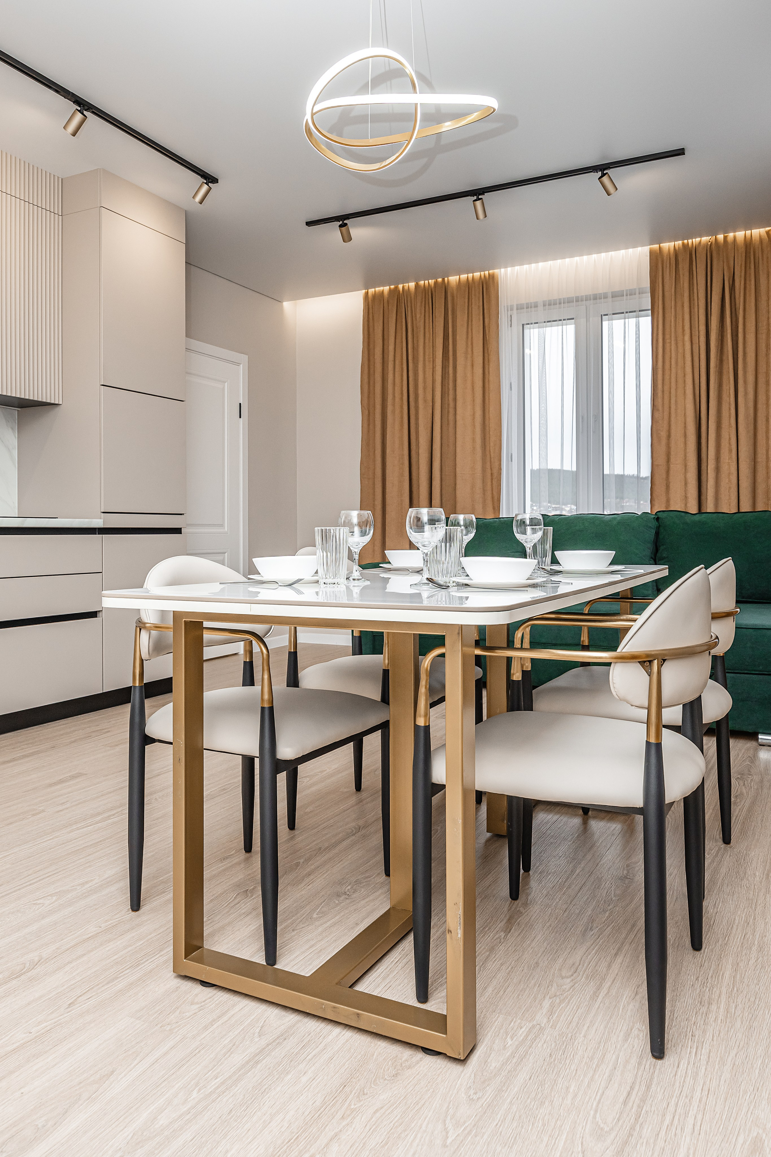 Риэлторская съёмка. Фотограф и видеограф в Улан-Удэ: Аюна Габагуева и Артём Шаханов