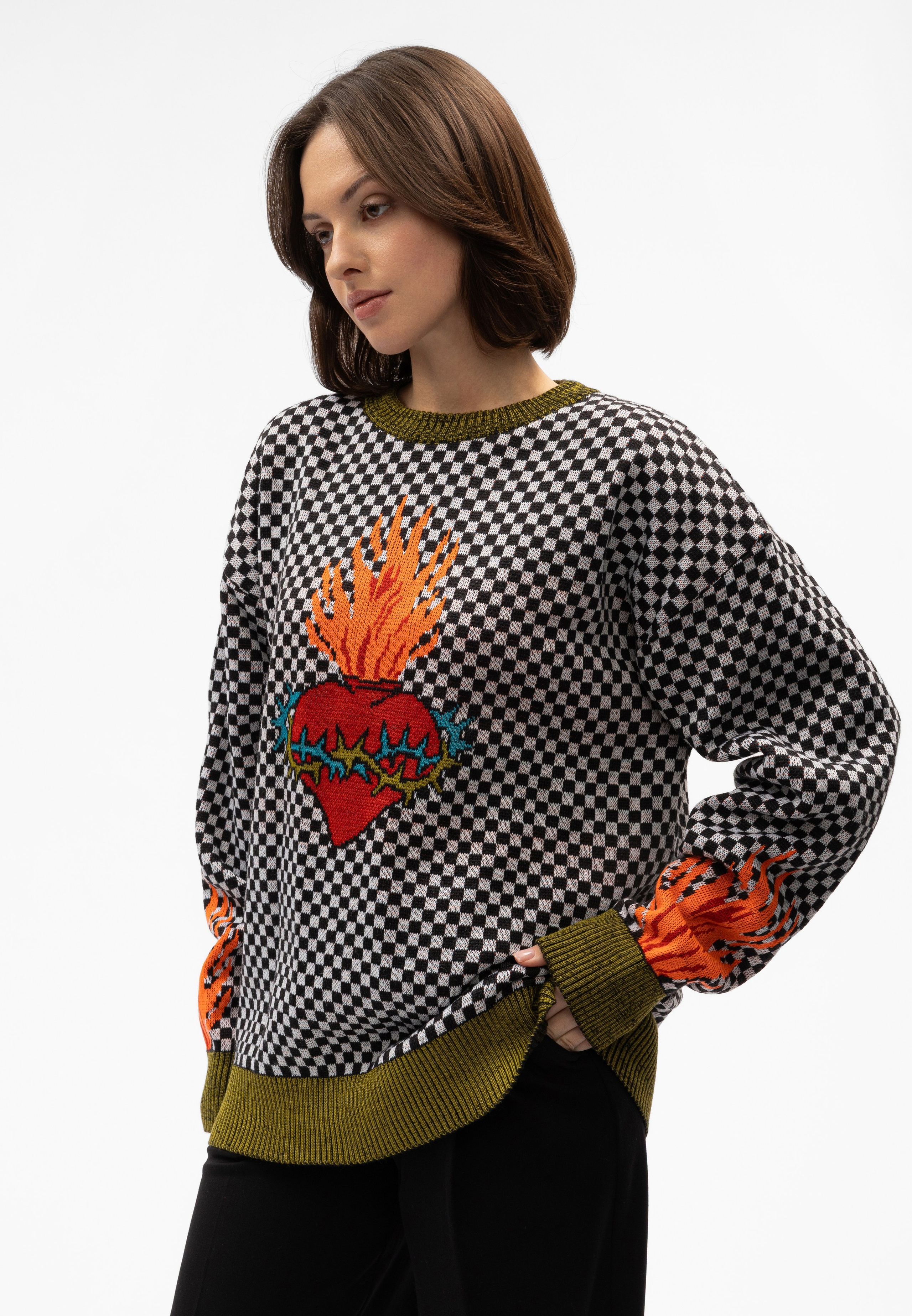 Кейс: Фотосъемка свитеров «Behind the scenes» для Lamoda в СПб