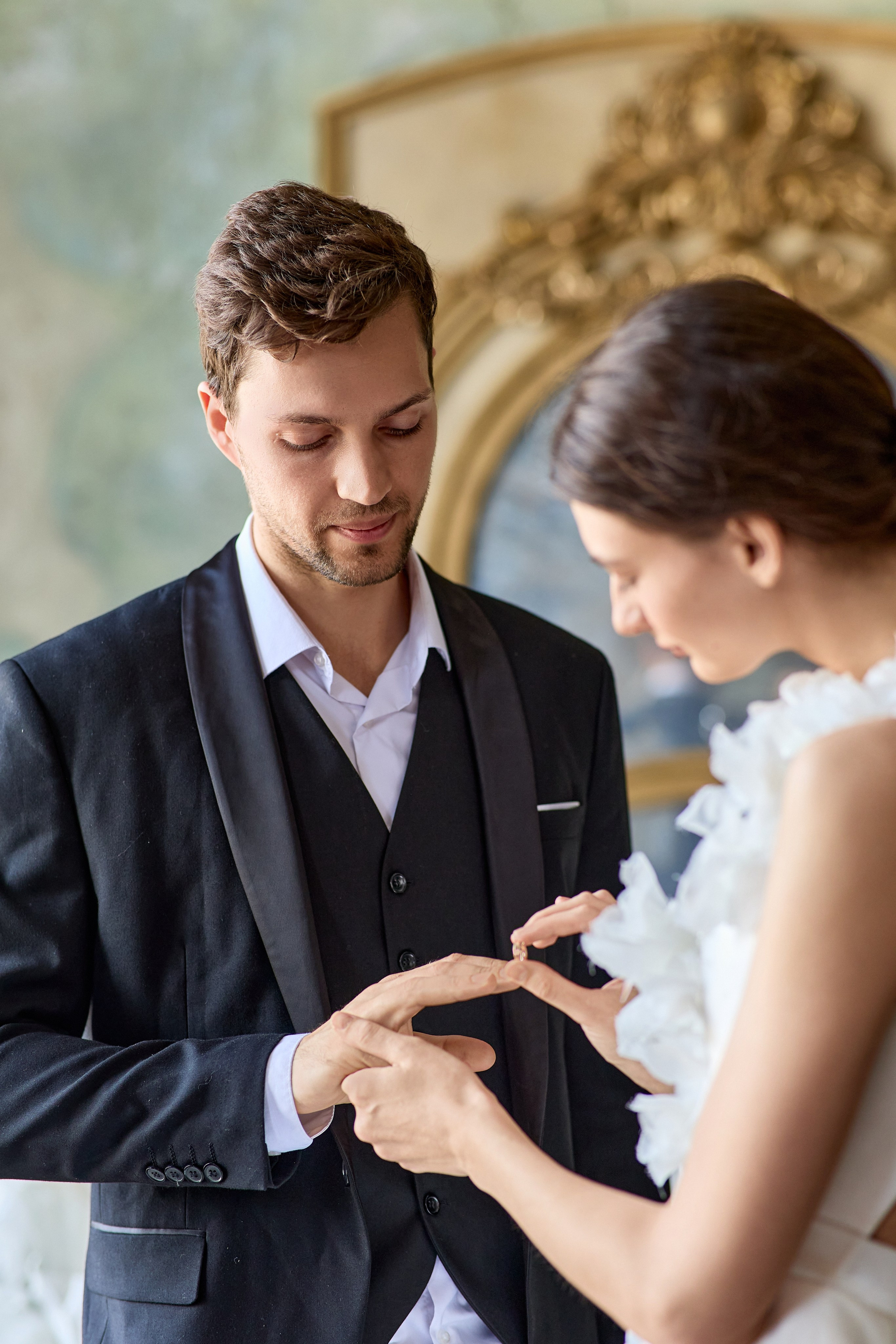 Свадебная прогулка в парке Горького в Москве