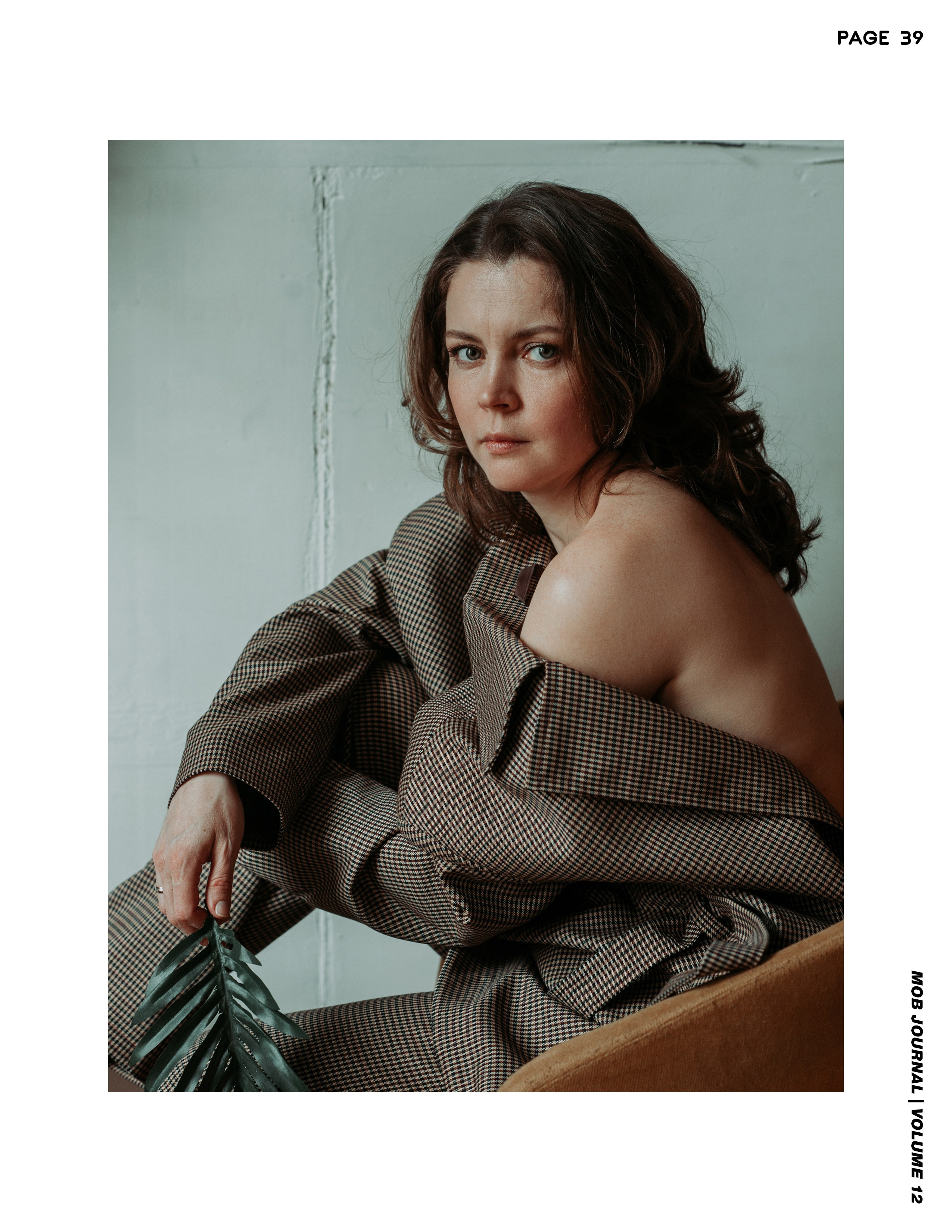 Публикация в иностранных журналах INTRAmagazine и MOB. Портретный и лайфстайл фотограф в Санкт-Петербурге