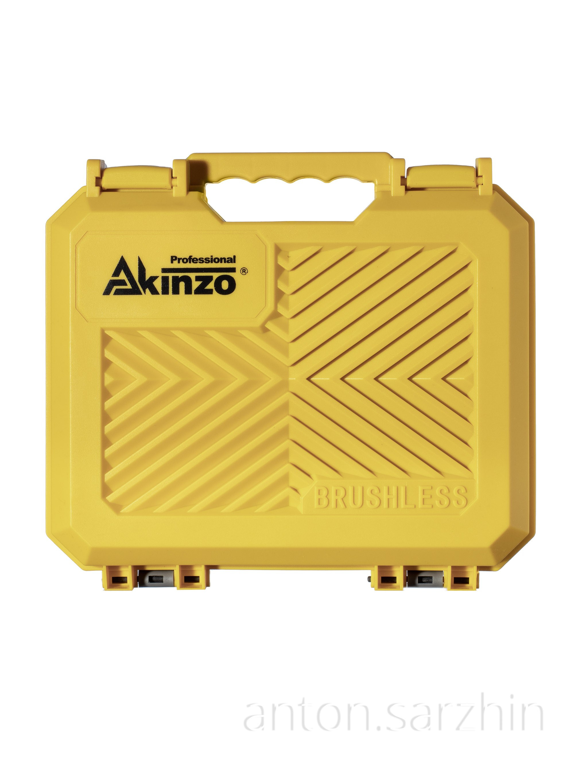 Предметная съемка кейса для шуруповерта