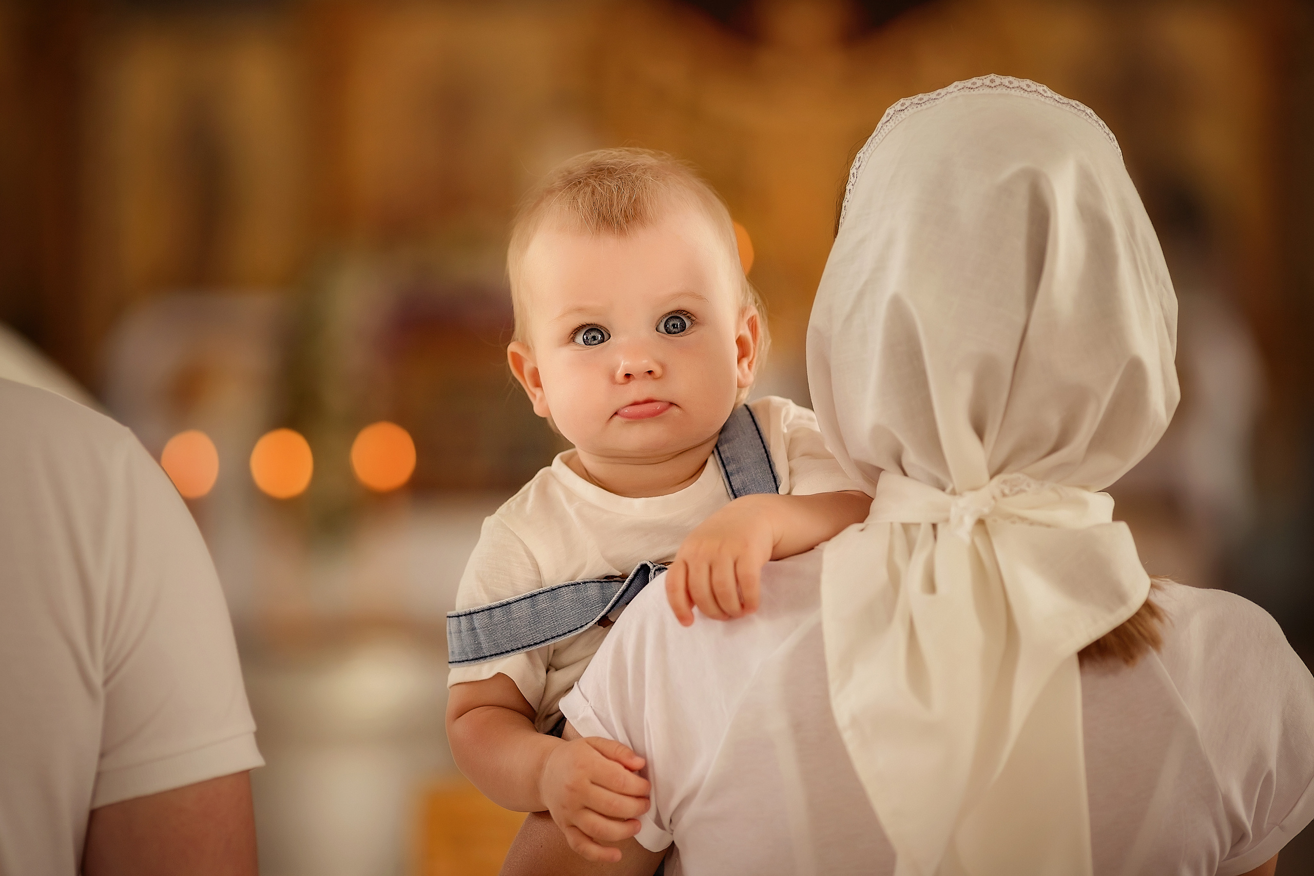 Крещение в Церкви Успения Пресвятой Богородицы в городе Аксай. Олеся Семейская свадебный и семейный фотограф в Ростове-на-Дону