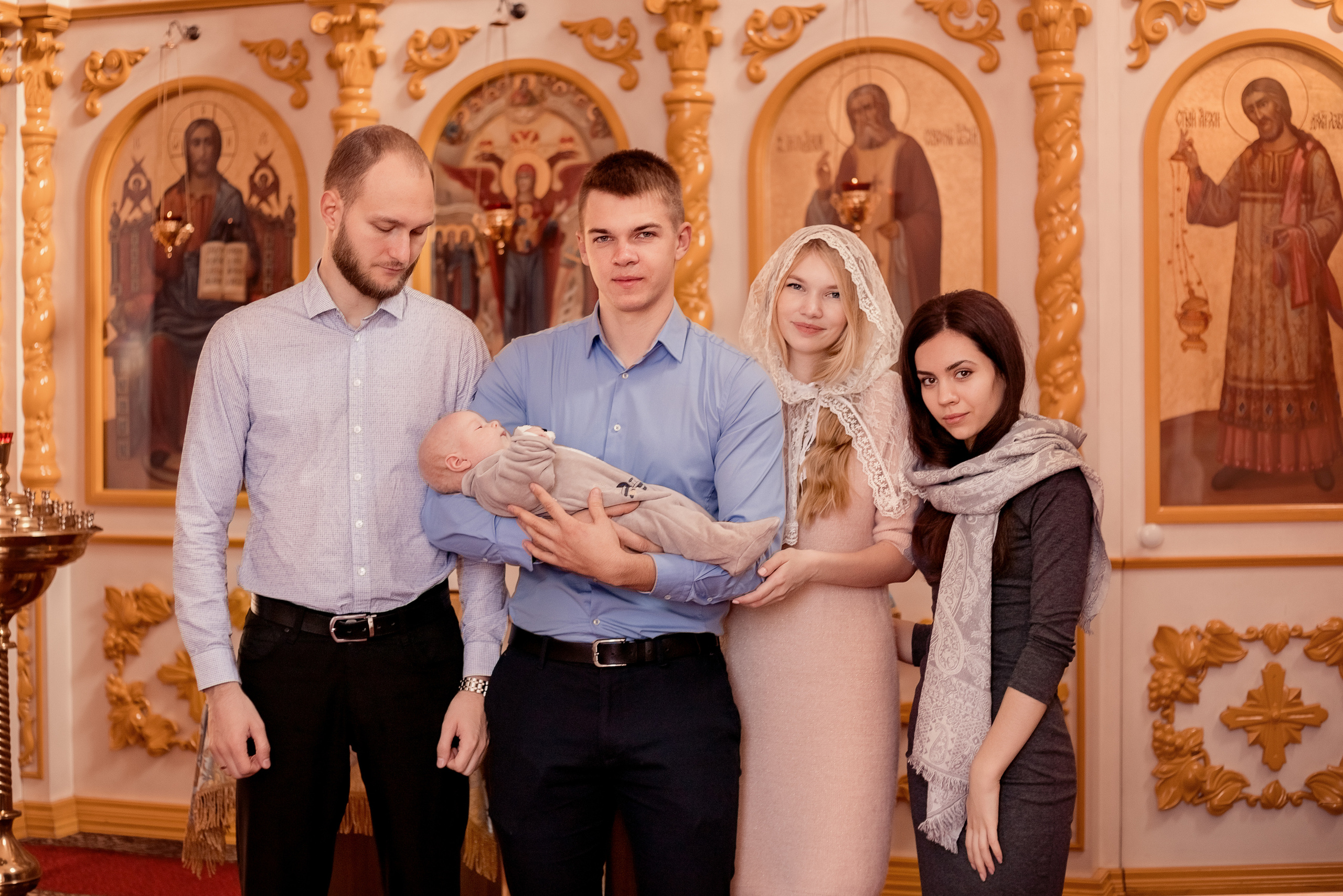 Крещение в Полковой церкви Азовской иконы Божией Матери. Олеся Семейская свадебный и семейный фотограф в Ростове-на-Дону