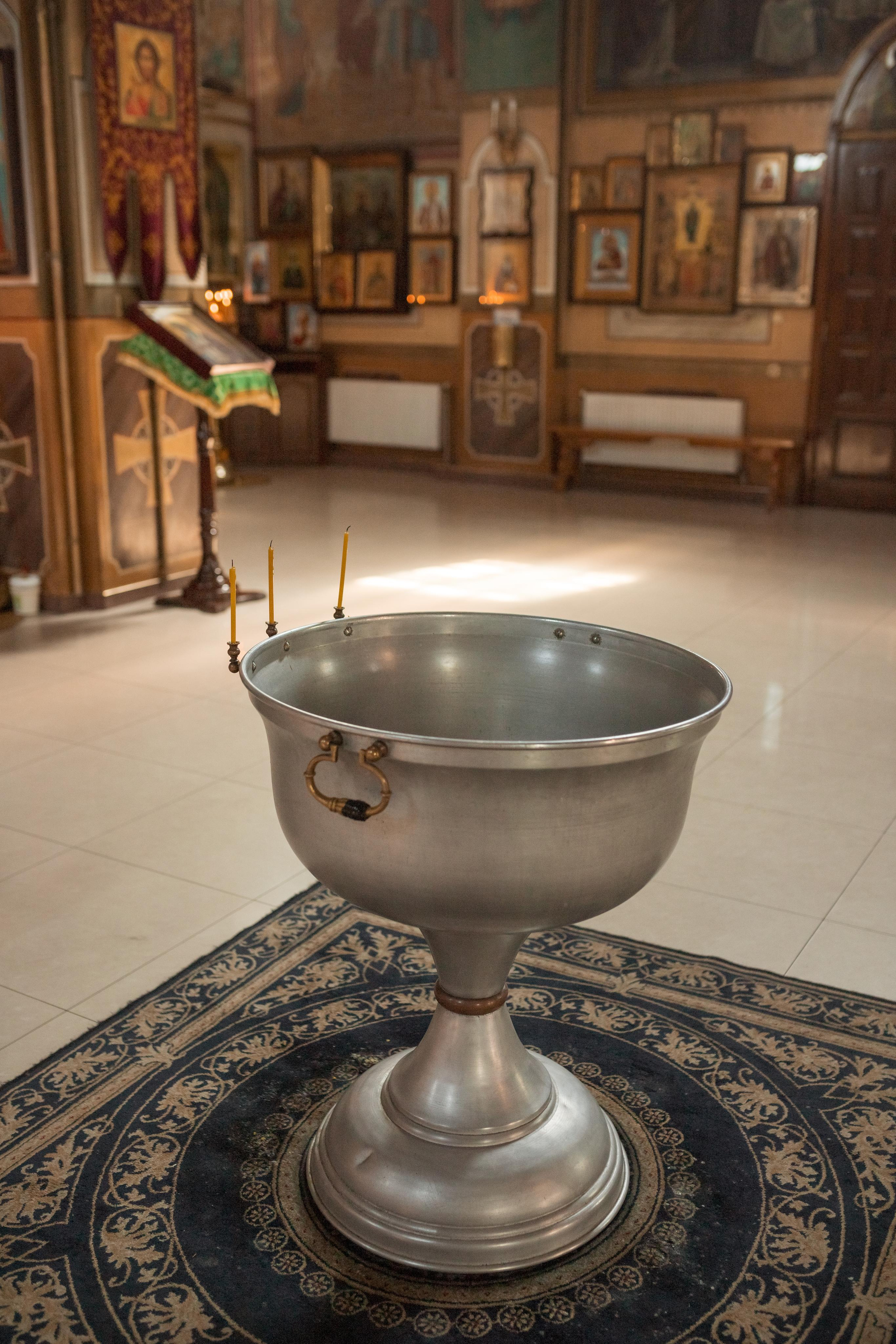 Крещение в Церкви Божией Матери Одигитрия Иерусалимская в Таганроге. Олеся Семейская свадебный и семейный фотограф в Ростове-на-Дону